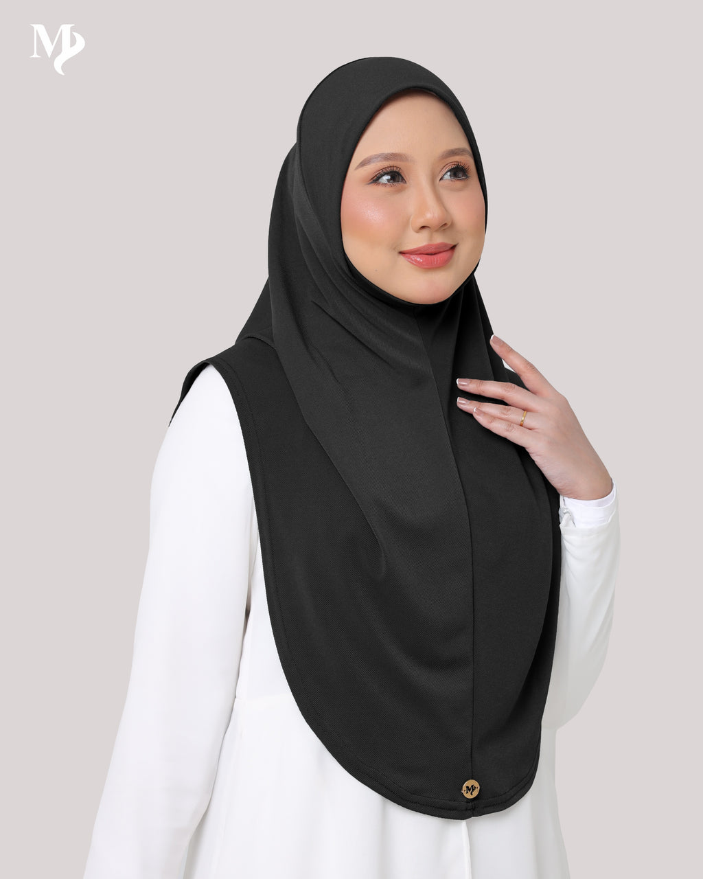 SAFAA IN BLACK