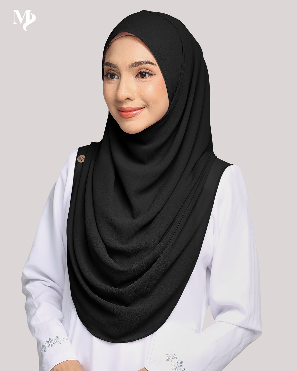 IVY INSTANT IN BLACK