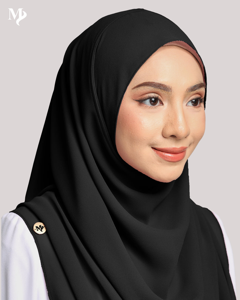 IVY INSTANT IN BLACK