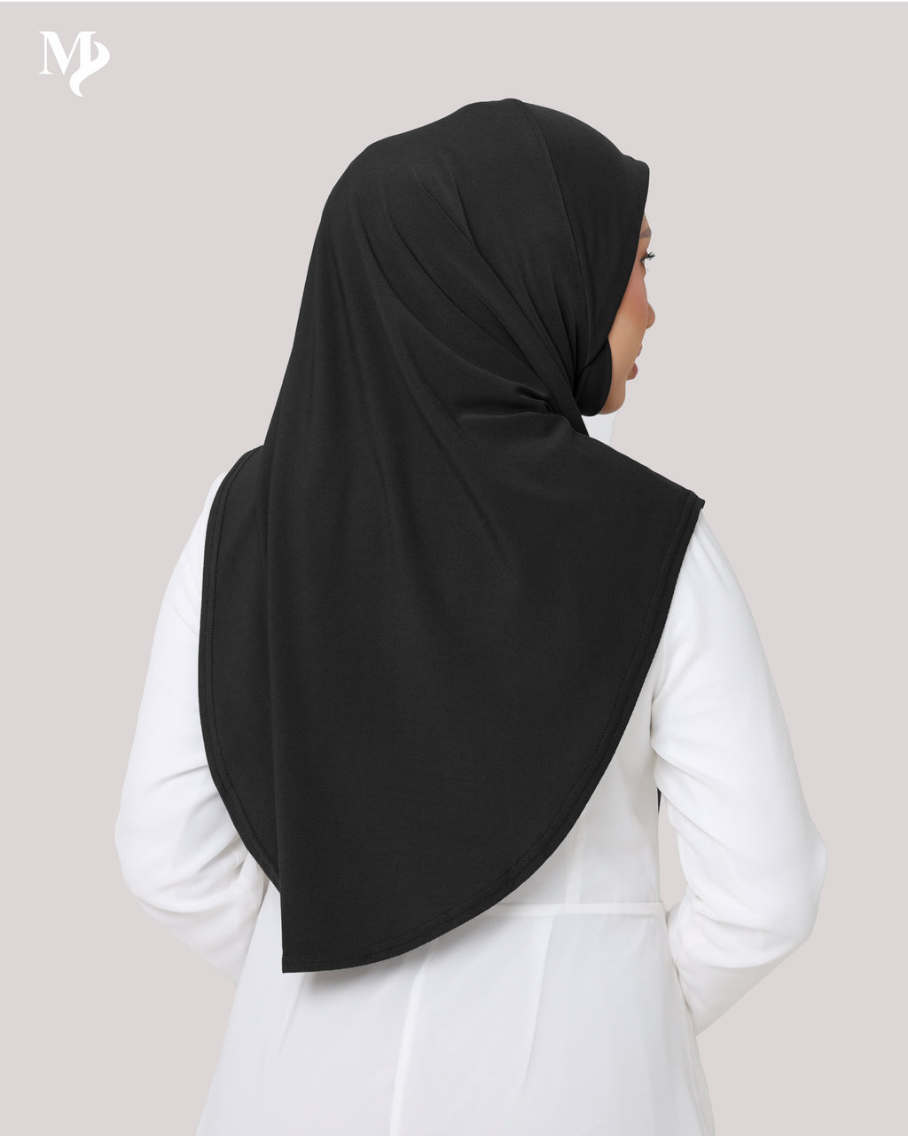 SAFAA IN BLACK