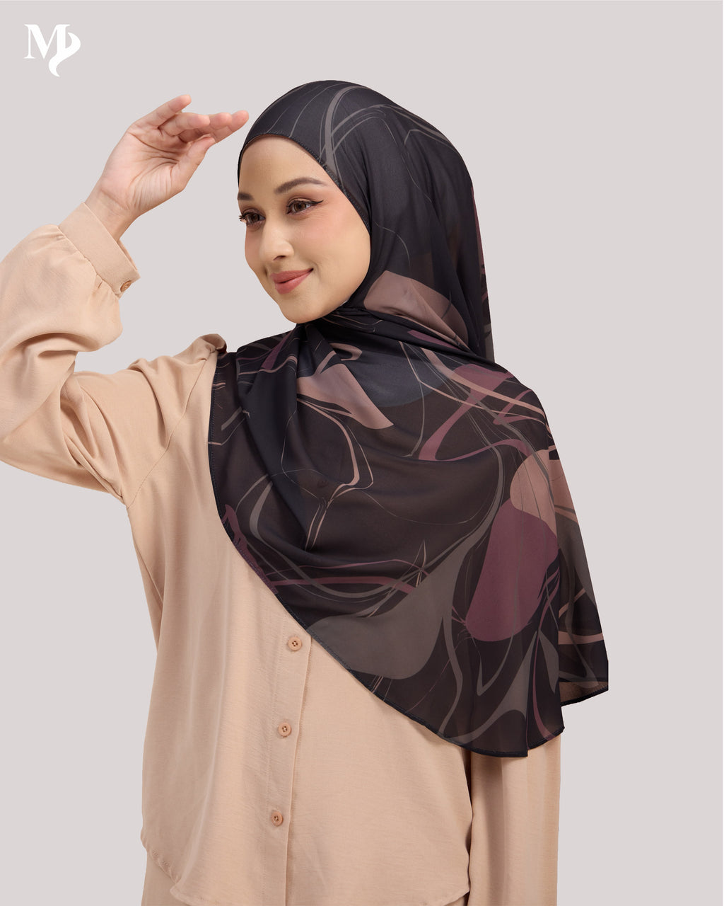 DALILA SHAWL  IN BLACK MARBLE