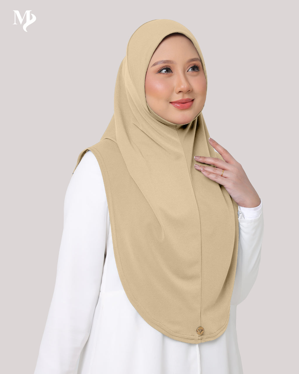 SAFAA IN BUTTERCREAM