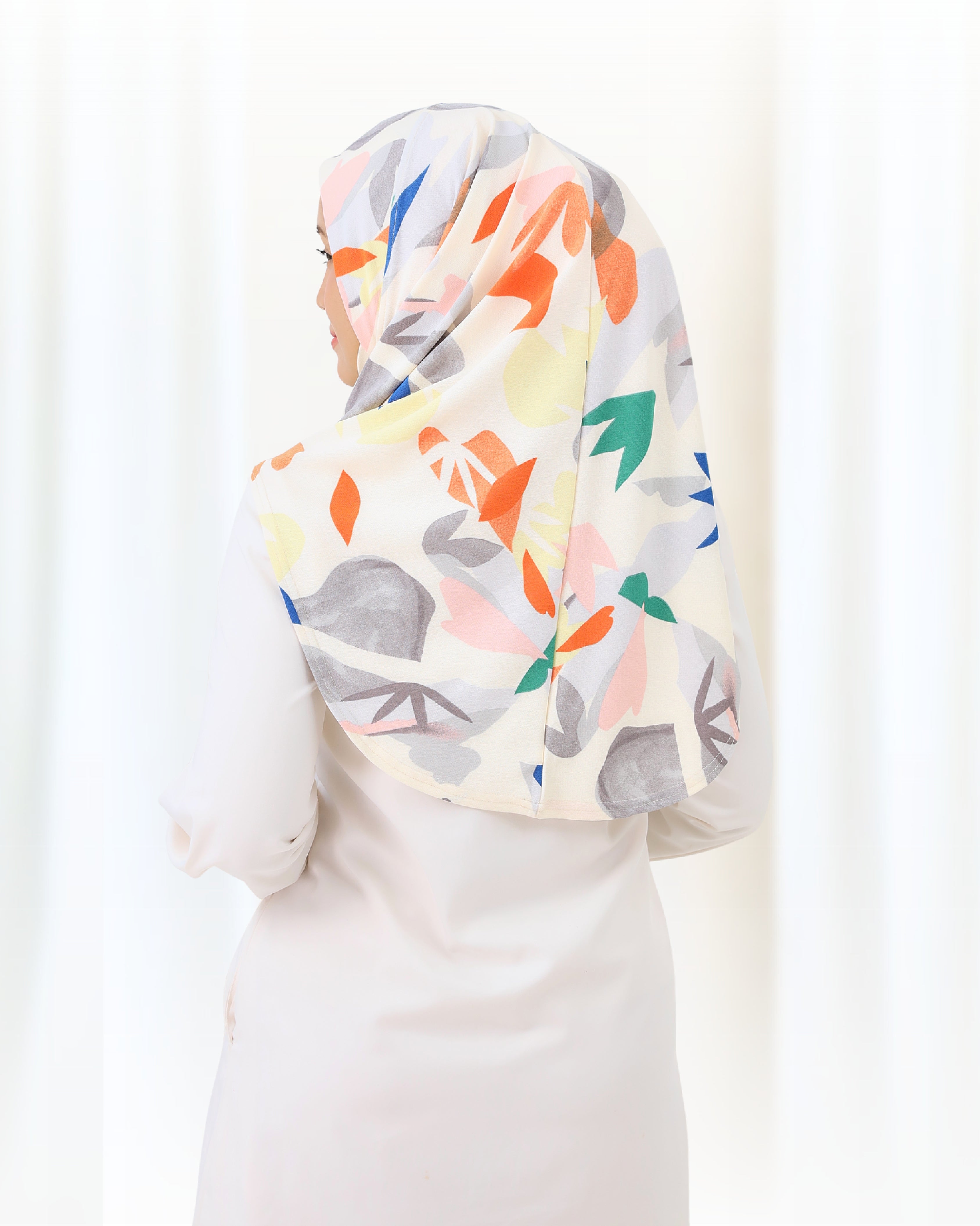 NUHA PRINTED IN LOUD YELLOW