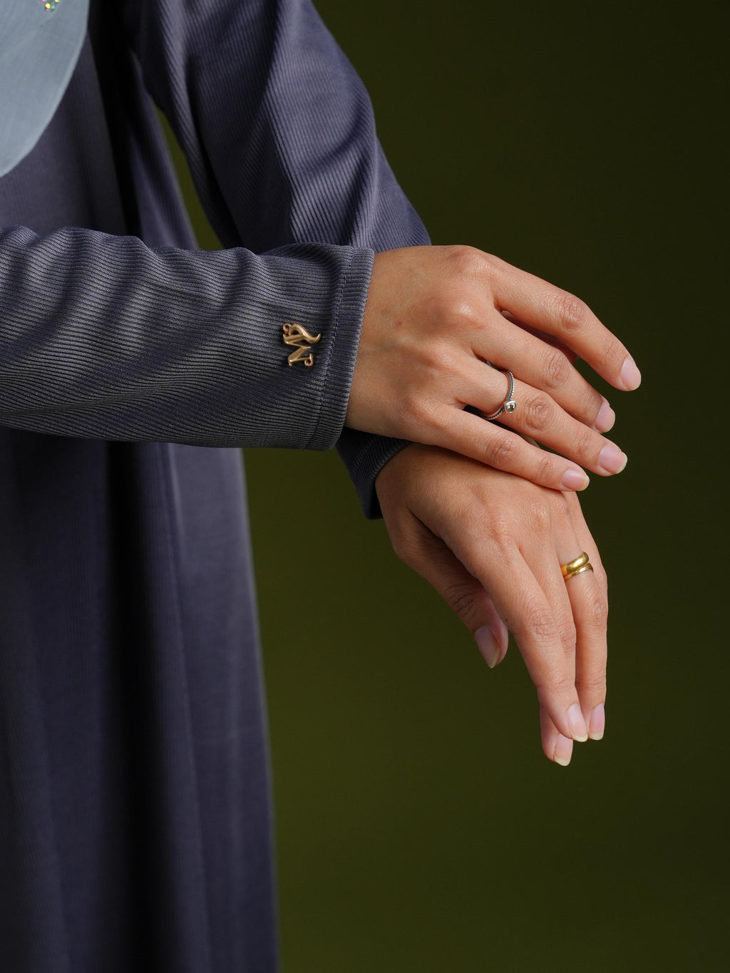 HIJRA MOM IN CHARCOAL GREY