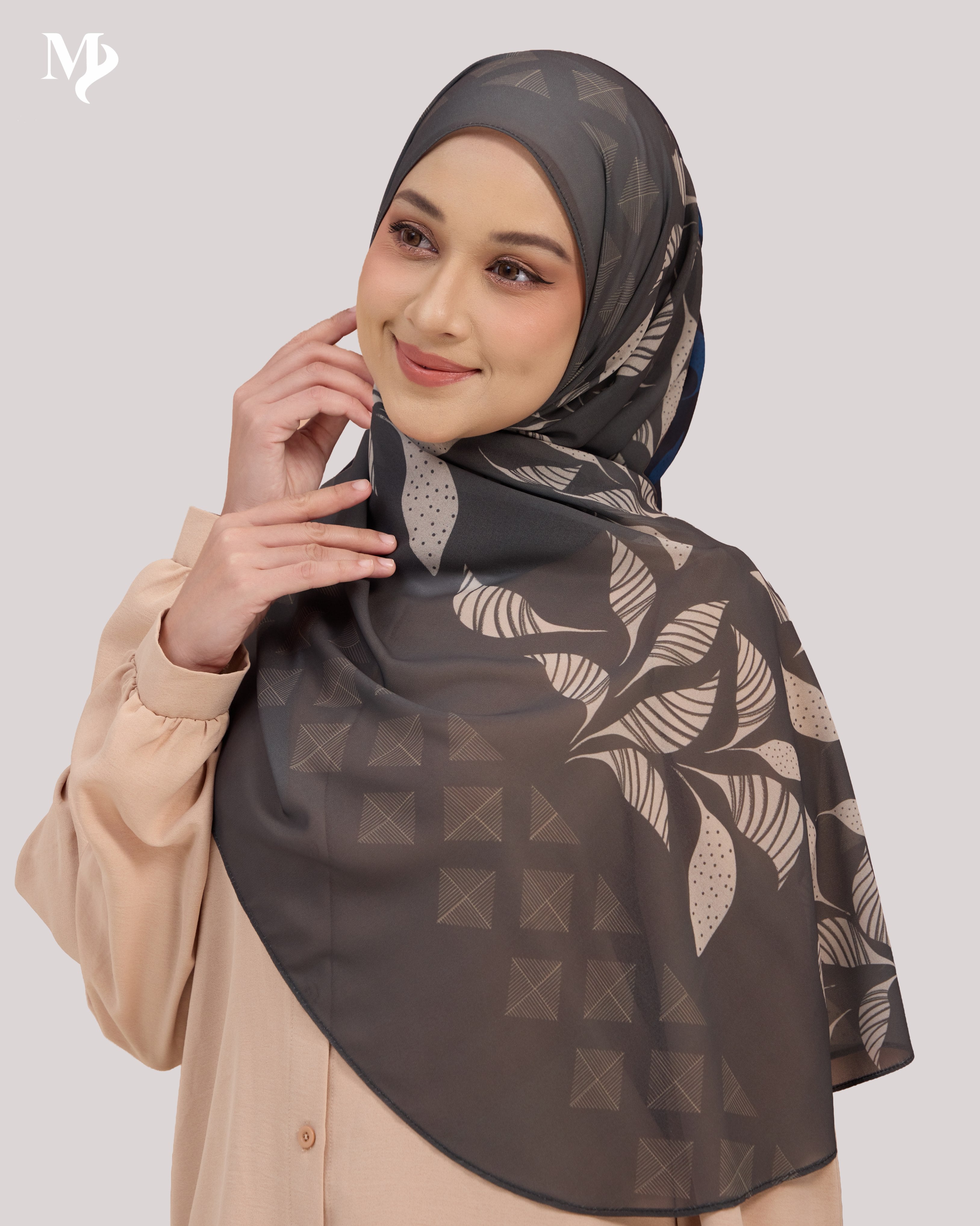 DALILA SHAWL IN CHARCOAL IVY