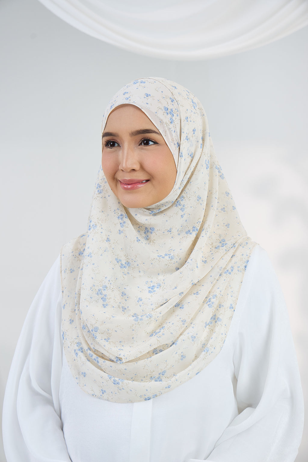 DALILA IN CREAM BLUEBERRY