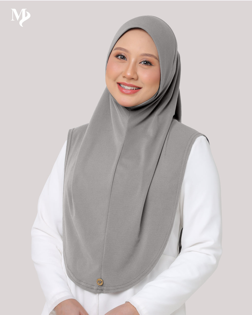 SAFAA IN DEEP SILVER