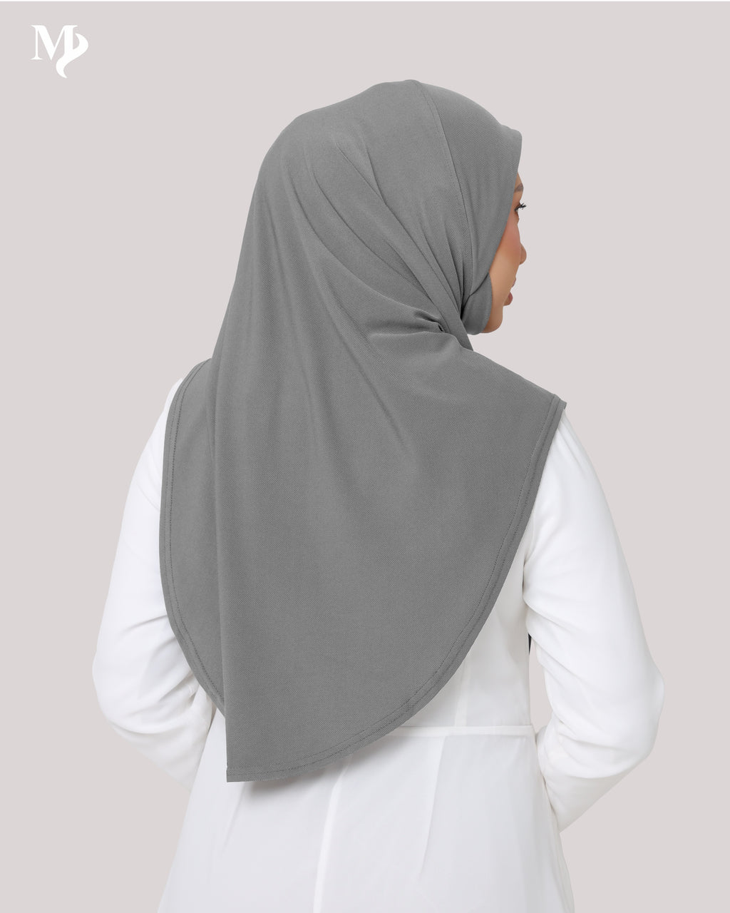 SAFAA IN DEEP SILVER