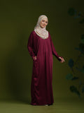 HIJRA MOM IN DARK MAROON
