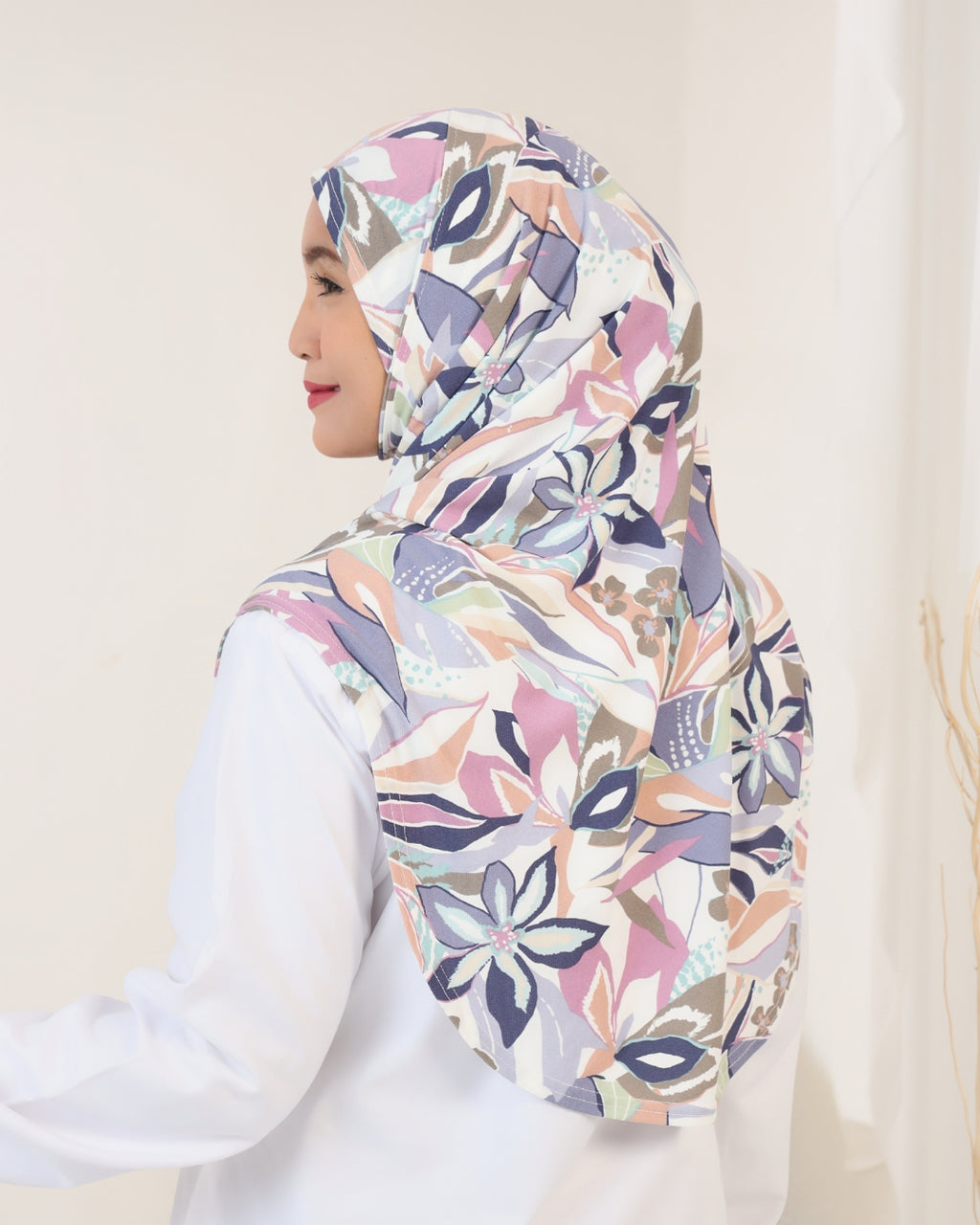 STELLA PRINTED IN FLORAL BLUE