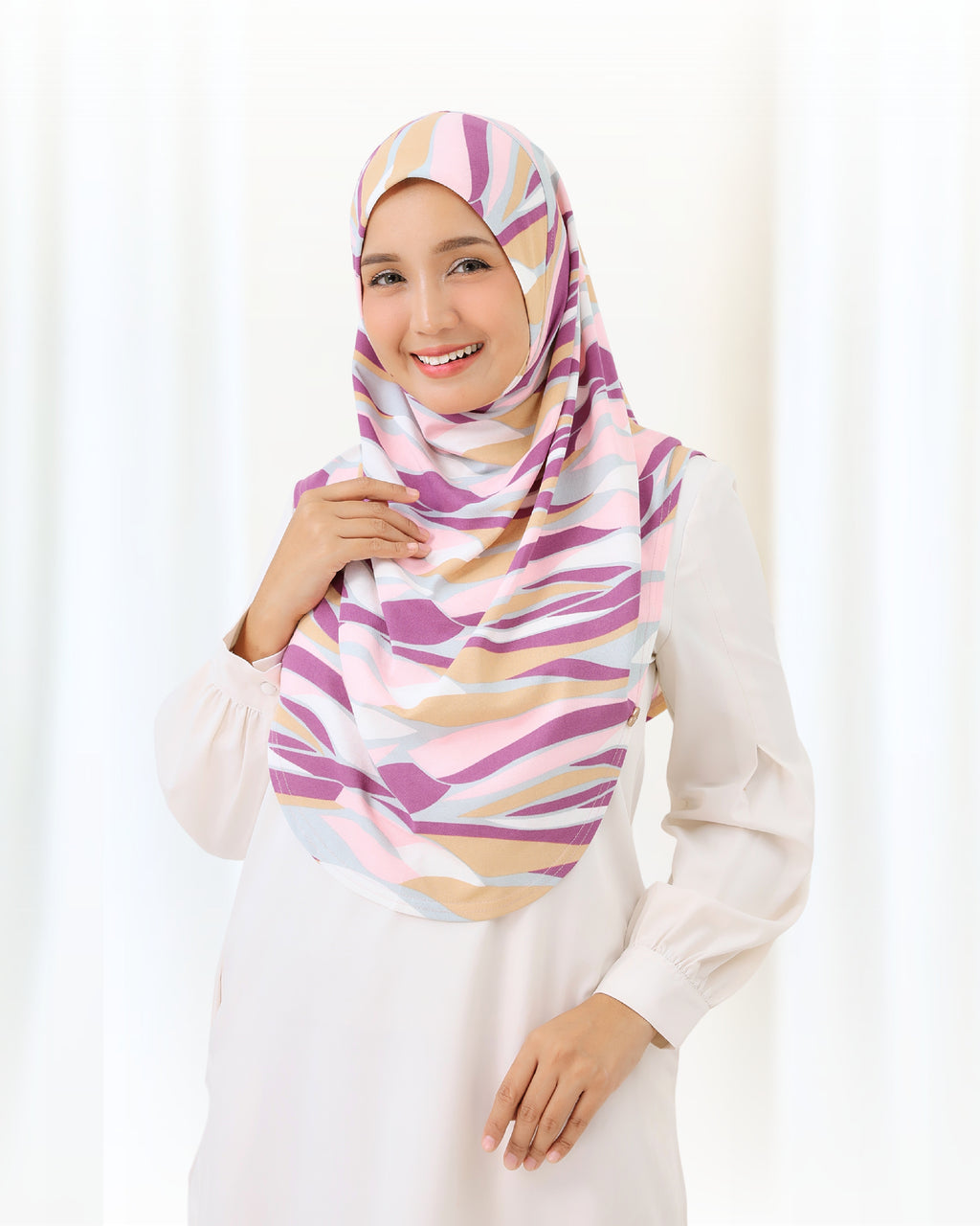 NUHA PRINTED IN LOUD PURPLE