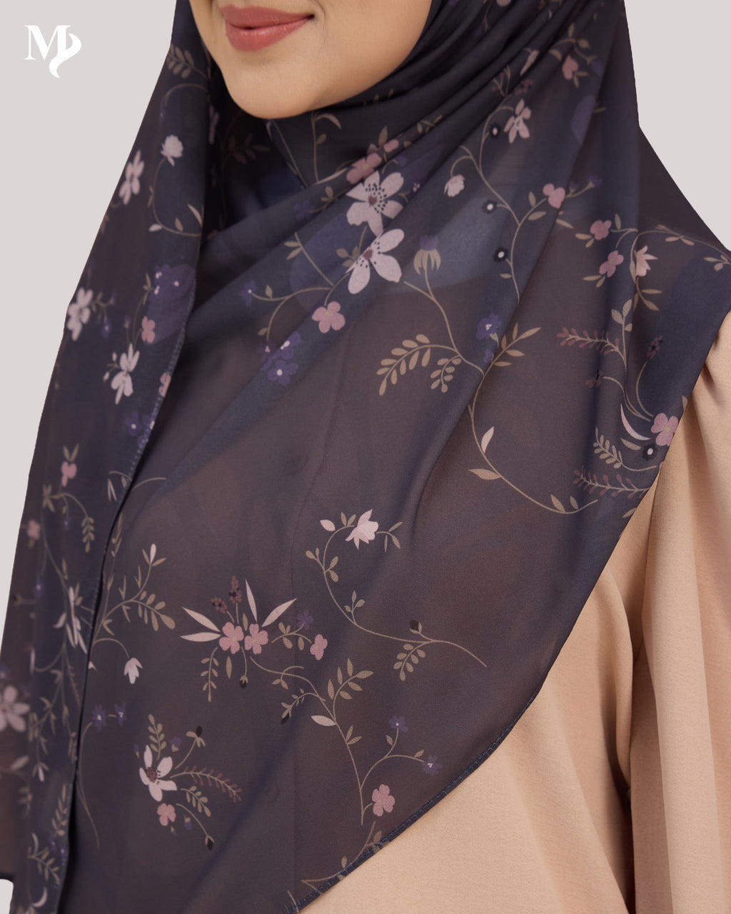 DALILA SHAWL IN GRAPHITE VINE