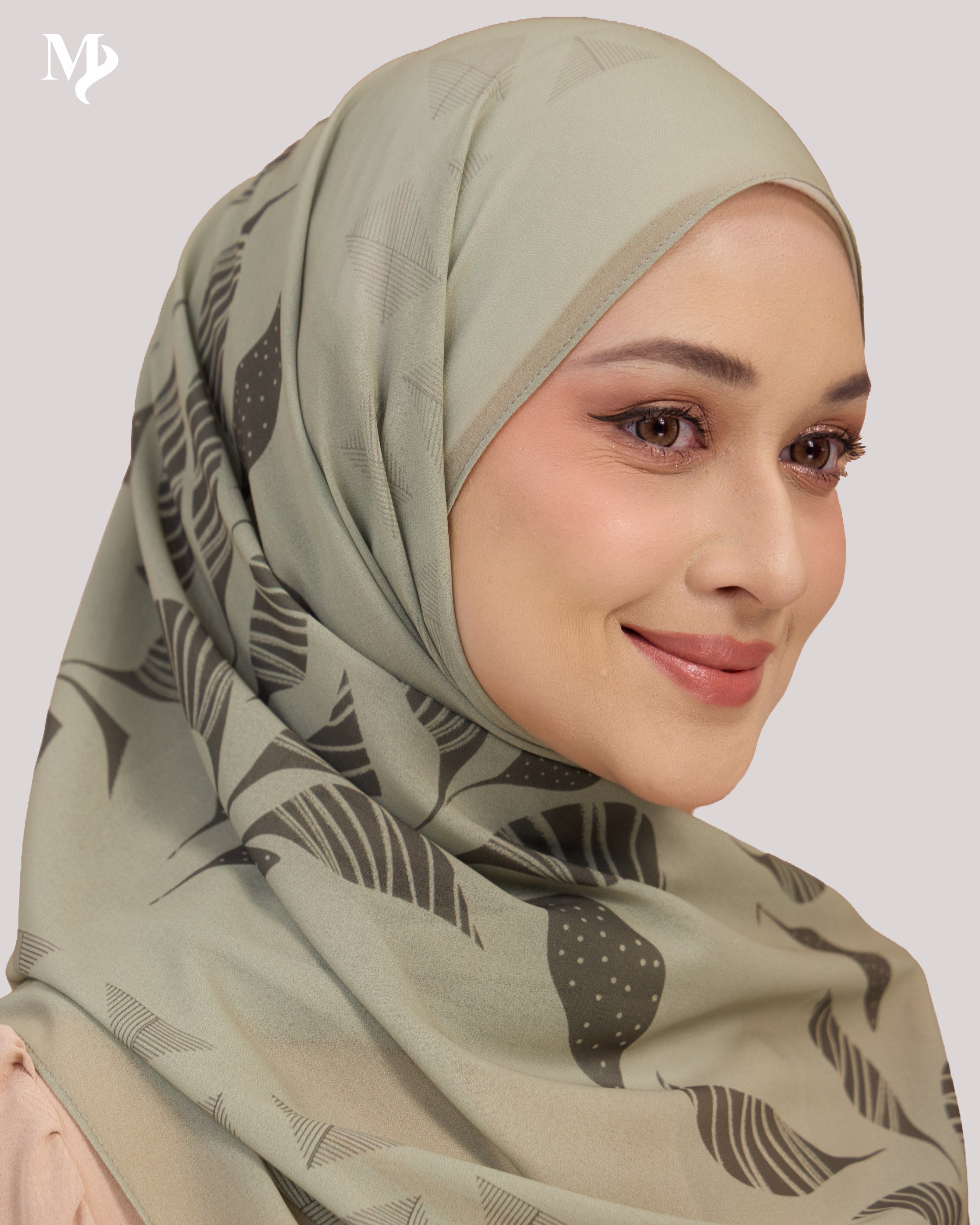 DALILA SHAWL IN GREEN IVY