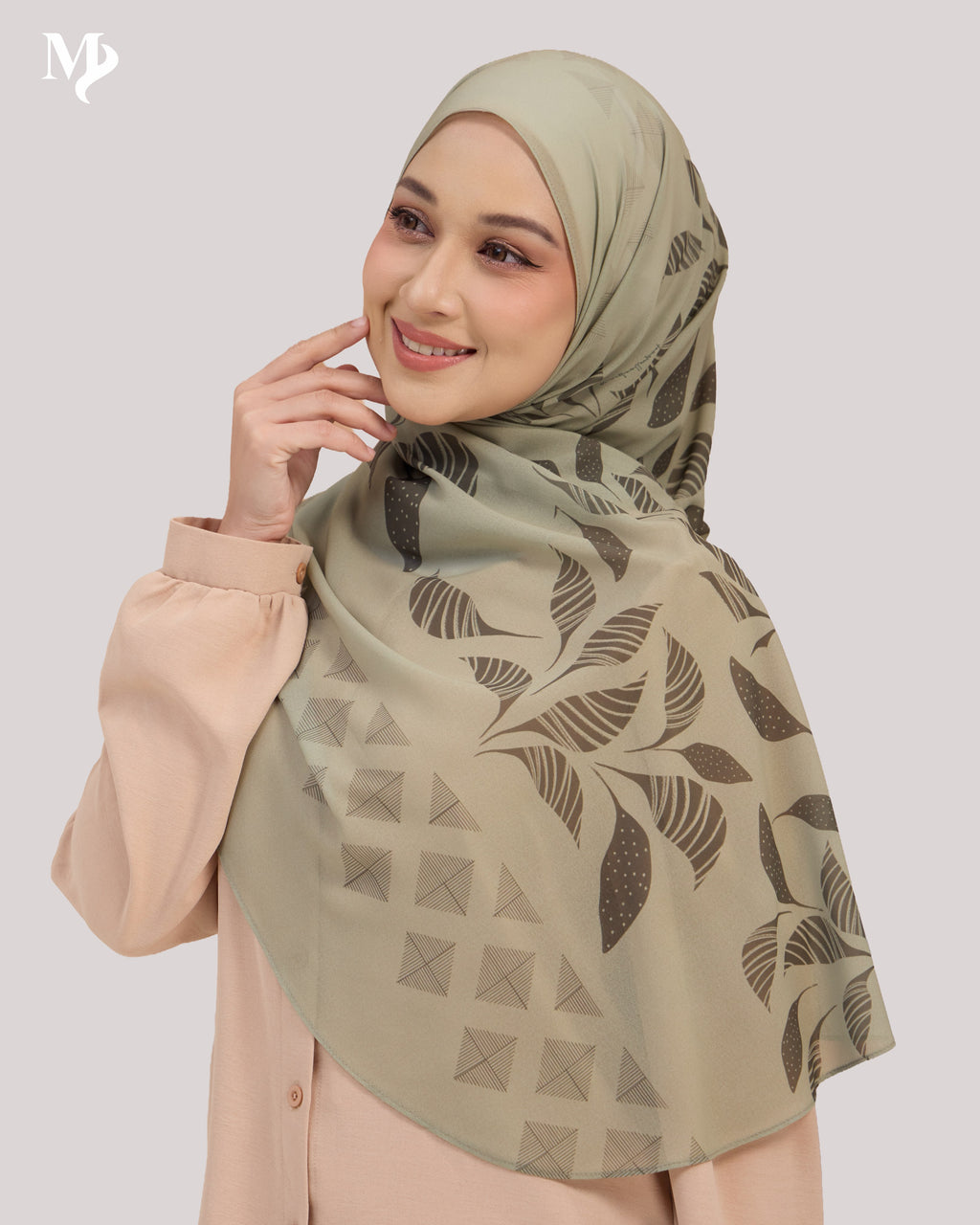 DALILA SHAWL IN GREEN IVY
