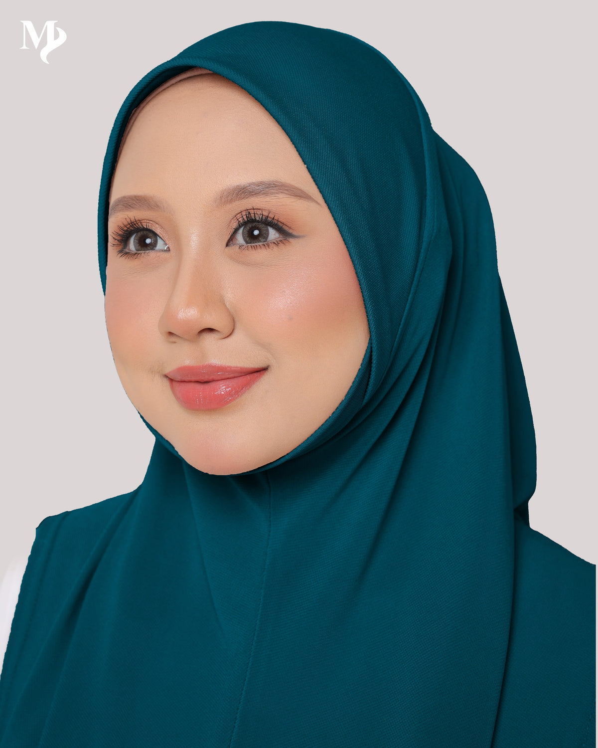 SAFAA IN MIDNIGHT GREEN