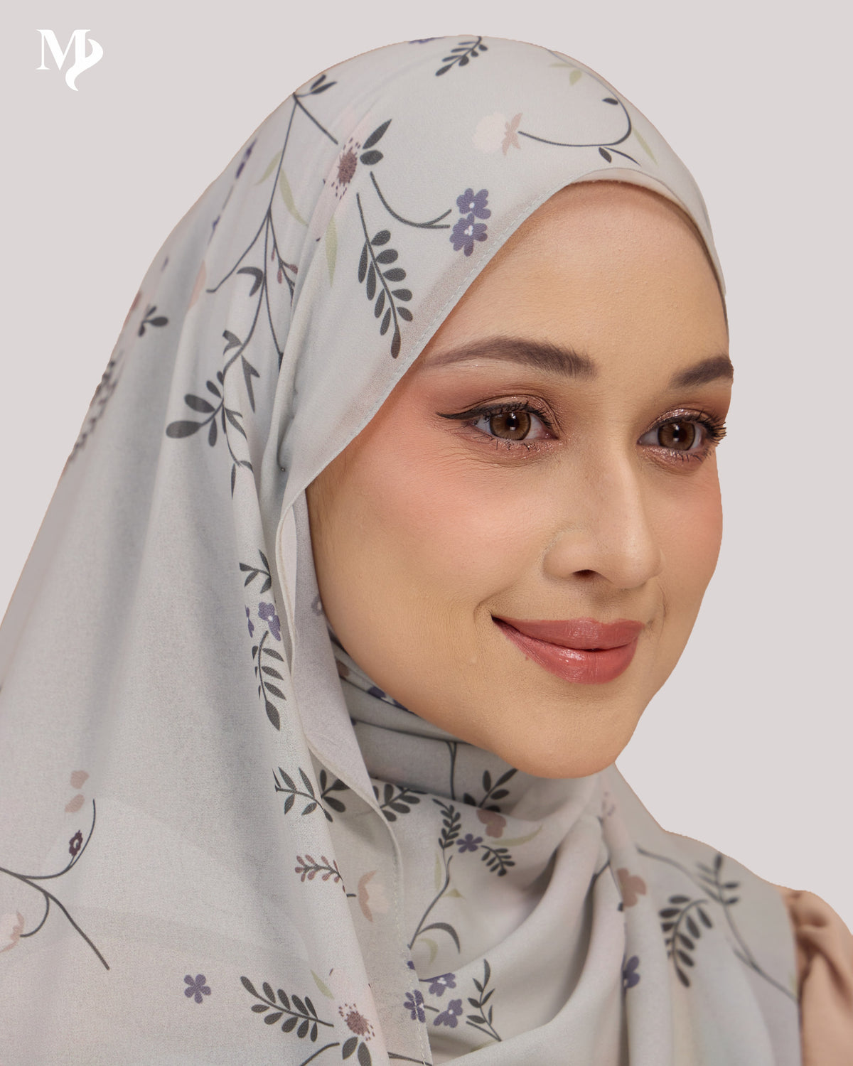 DALILA SHAWL IN MIST VINE