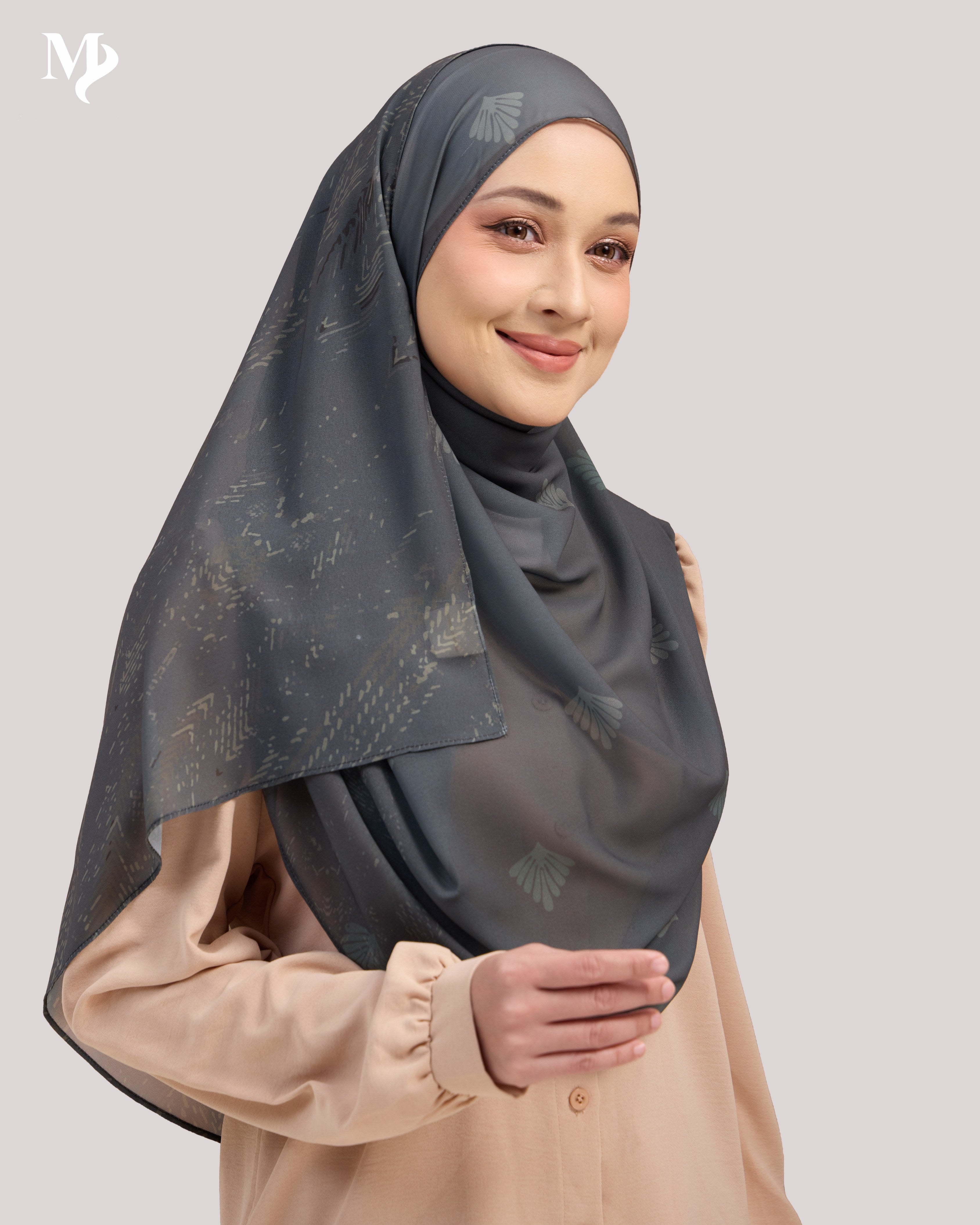 DALILA INSTANT IN PEWTER SHELL