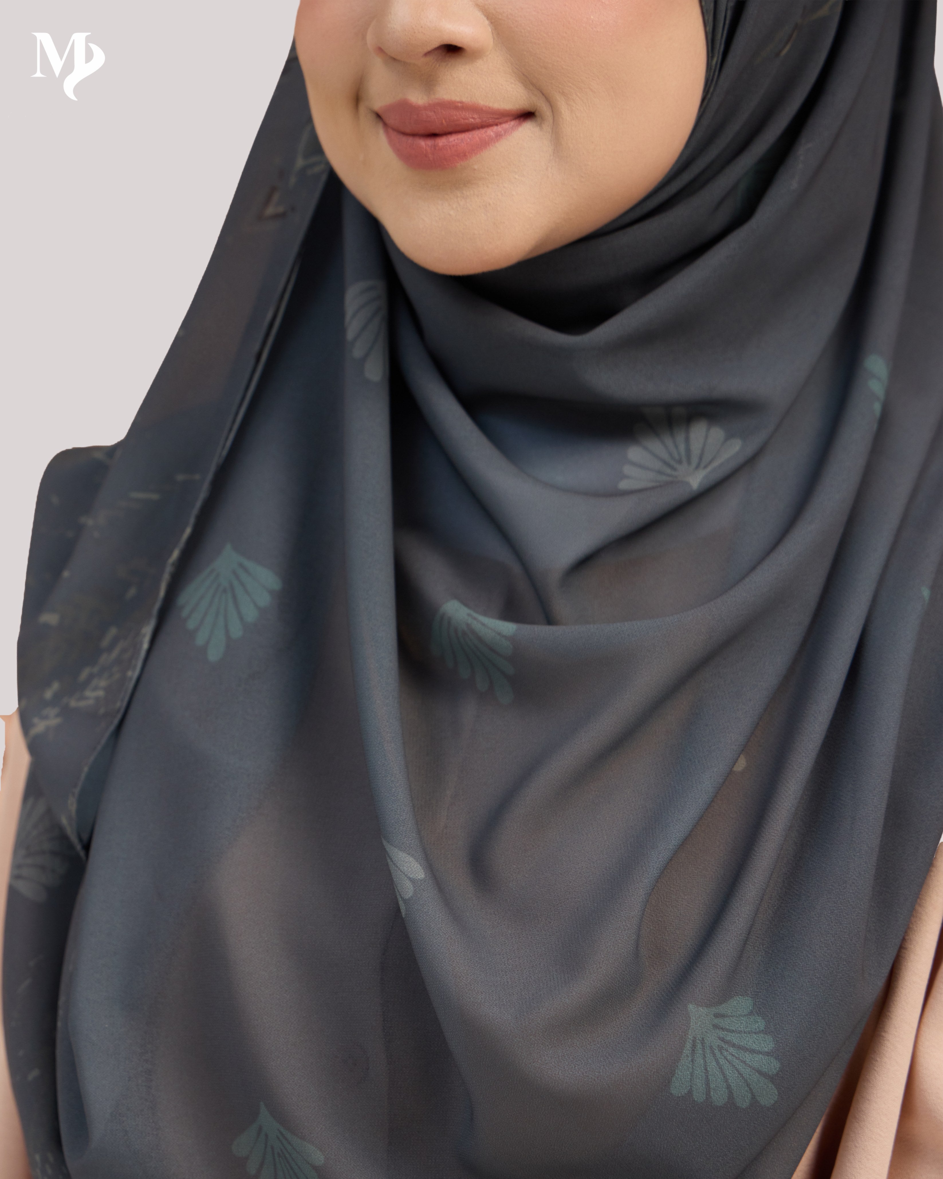 DALILA INSTANT IN PEWTER SHELL