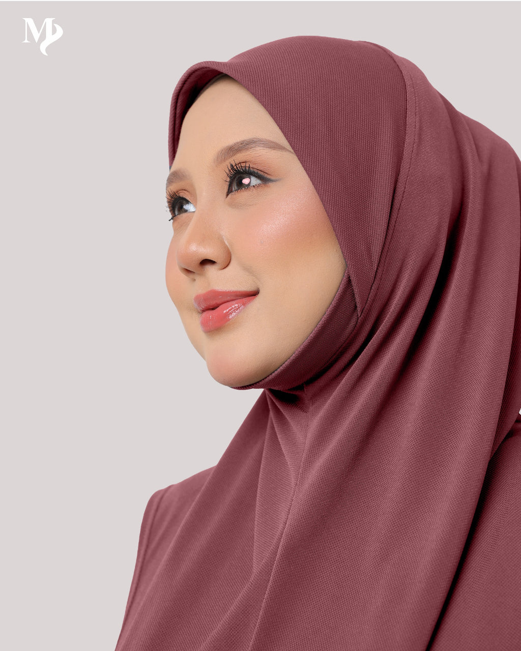 SAFAA IN RUBY WINE