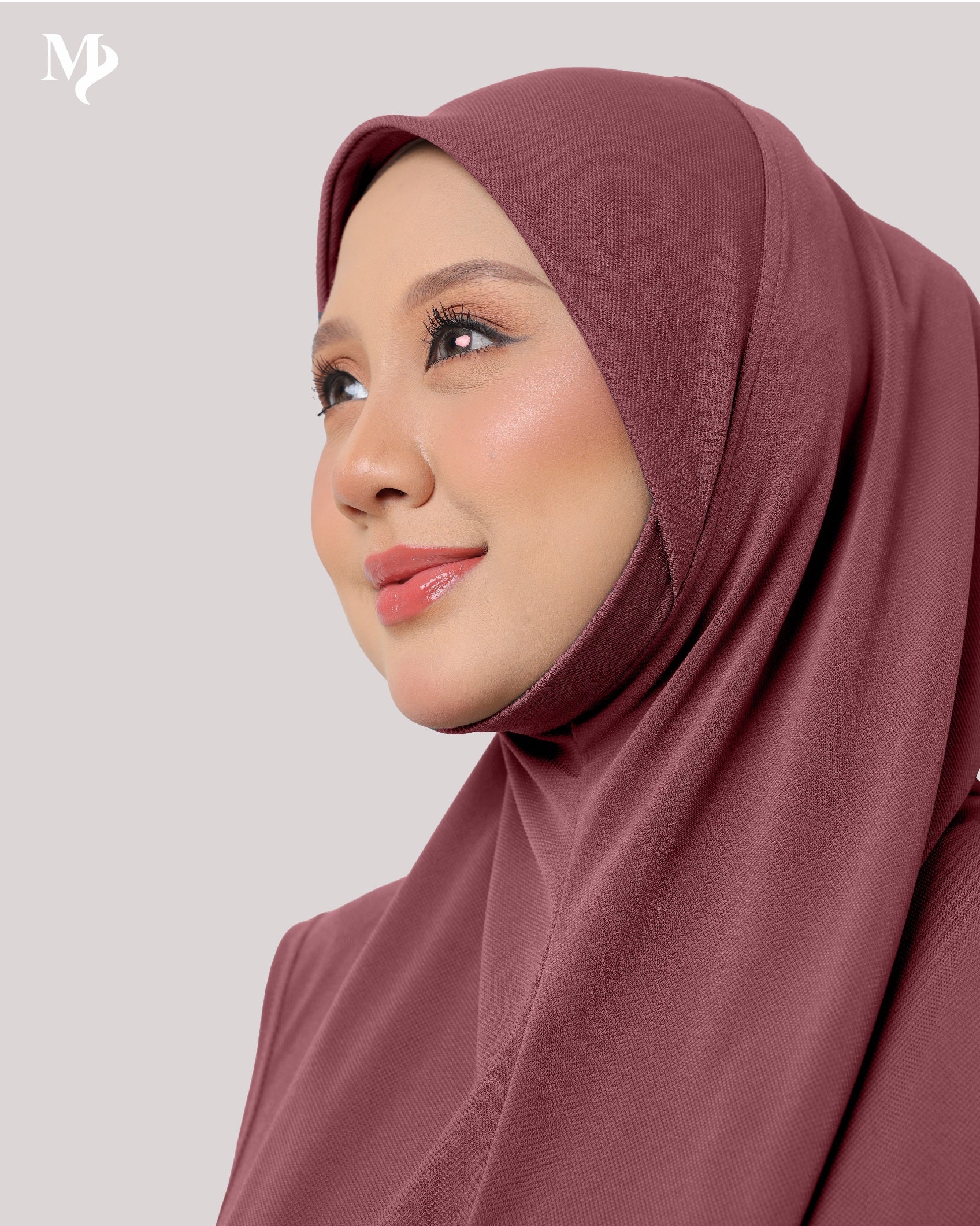 SAFAA IN RUBY WINE