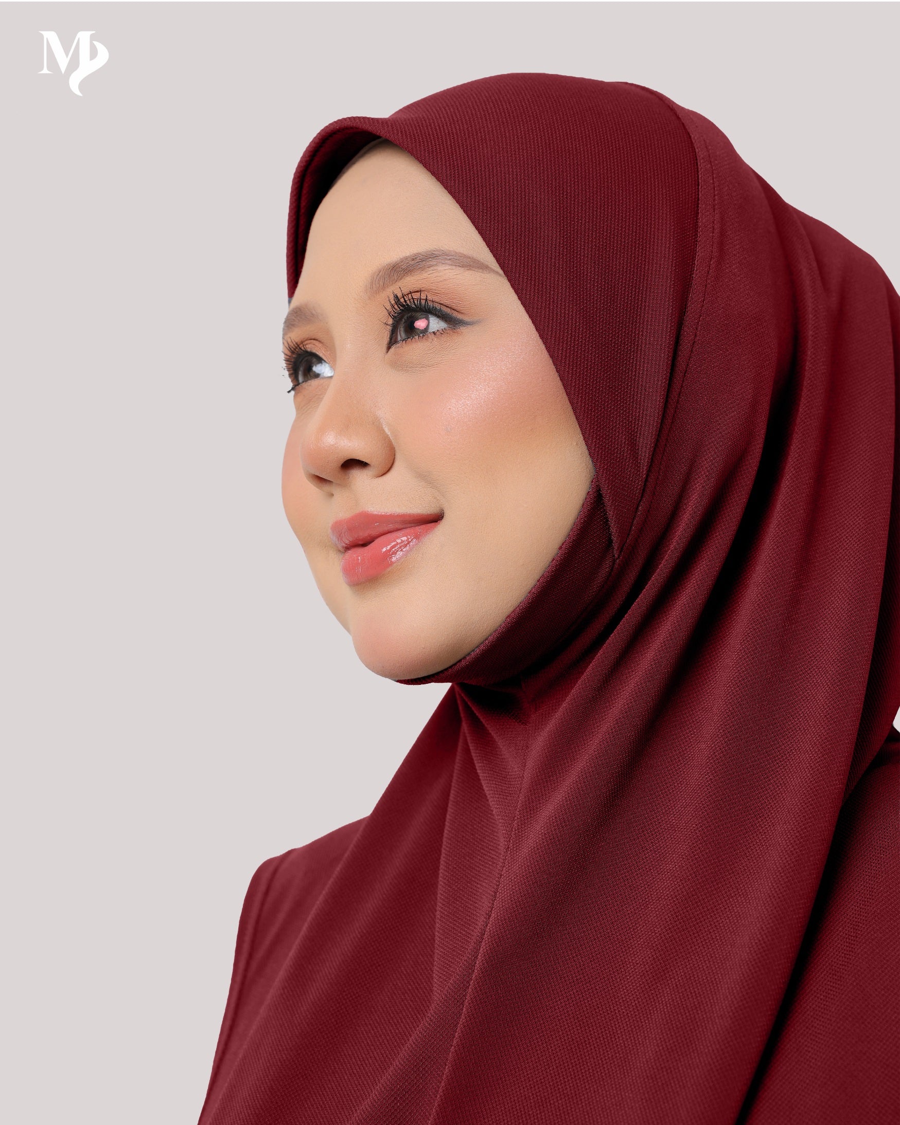 SAFAA IN SCARLET RED