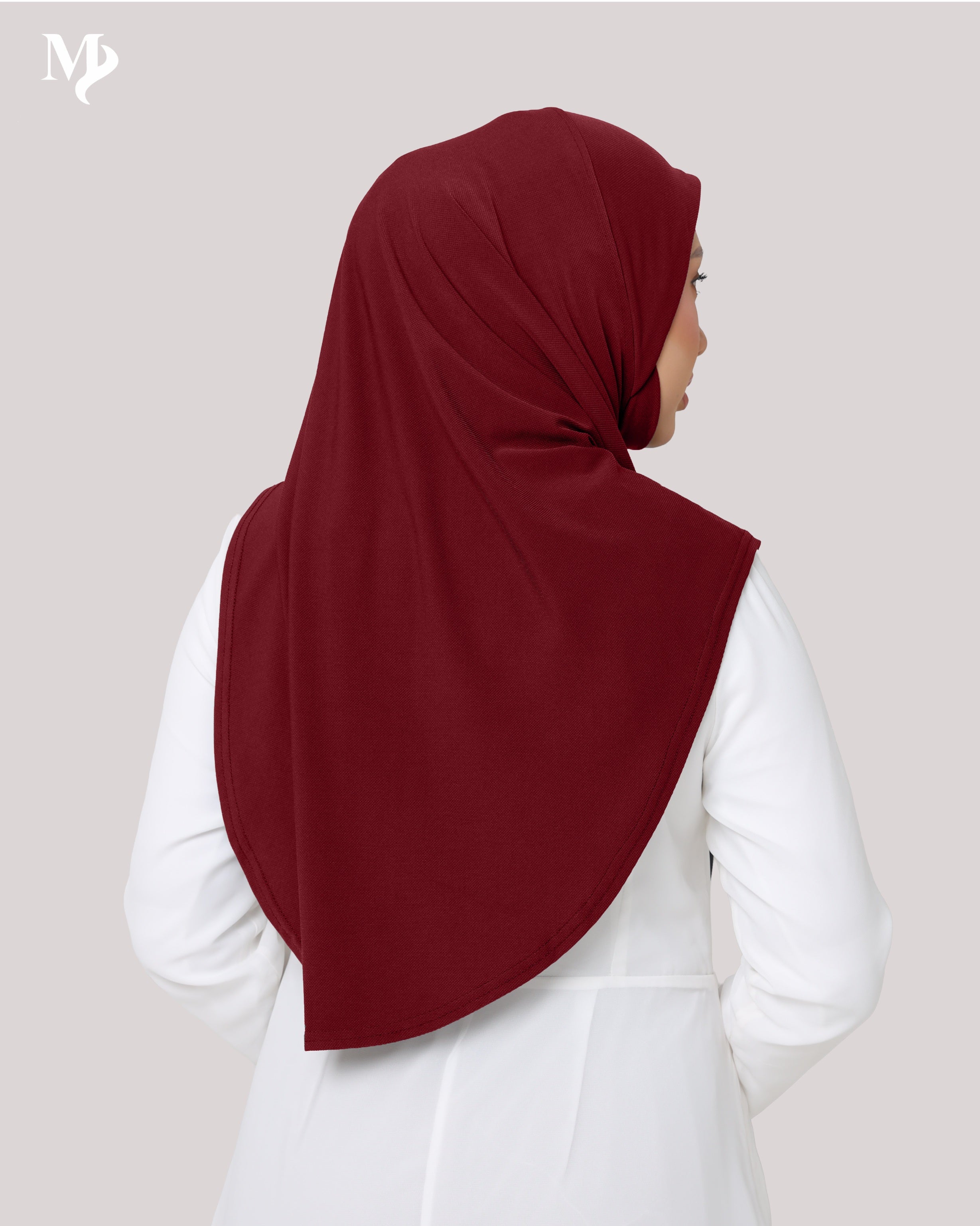 SAFAA IN SCARLET RED