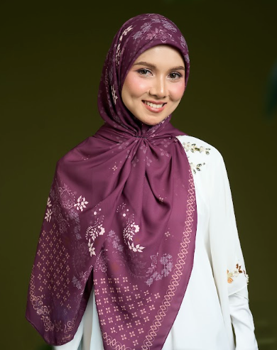 MYZURA IN MAGENTA FLEUR