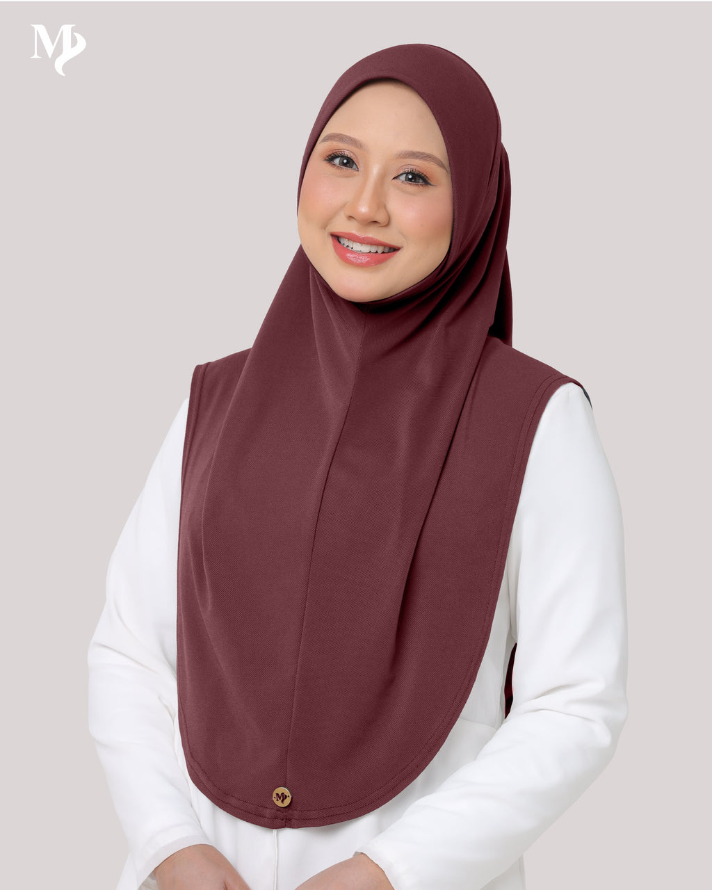 SAFAA IN TAWNY PORT