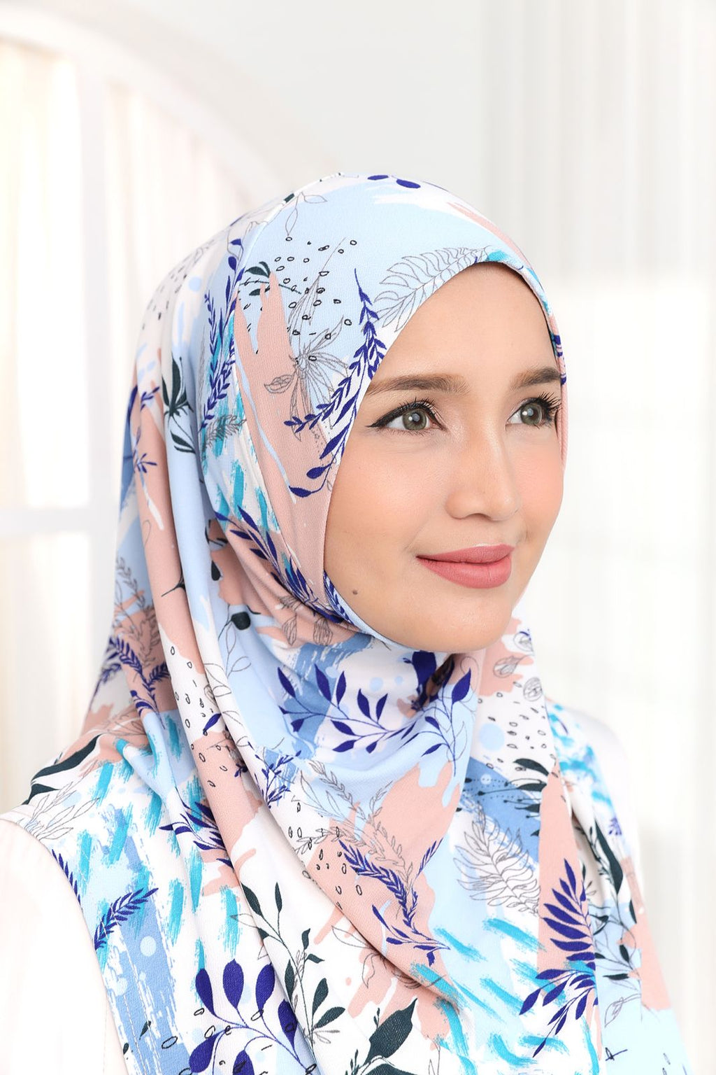 NUHA PRINTED IN LIGHT BLUE