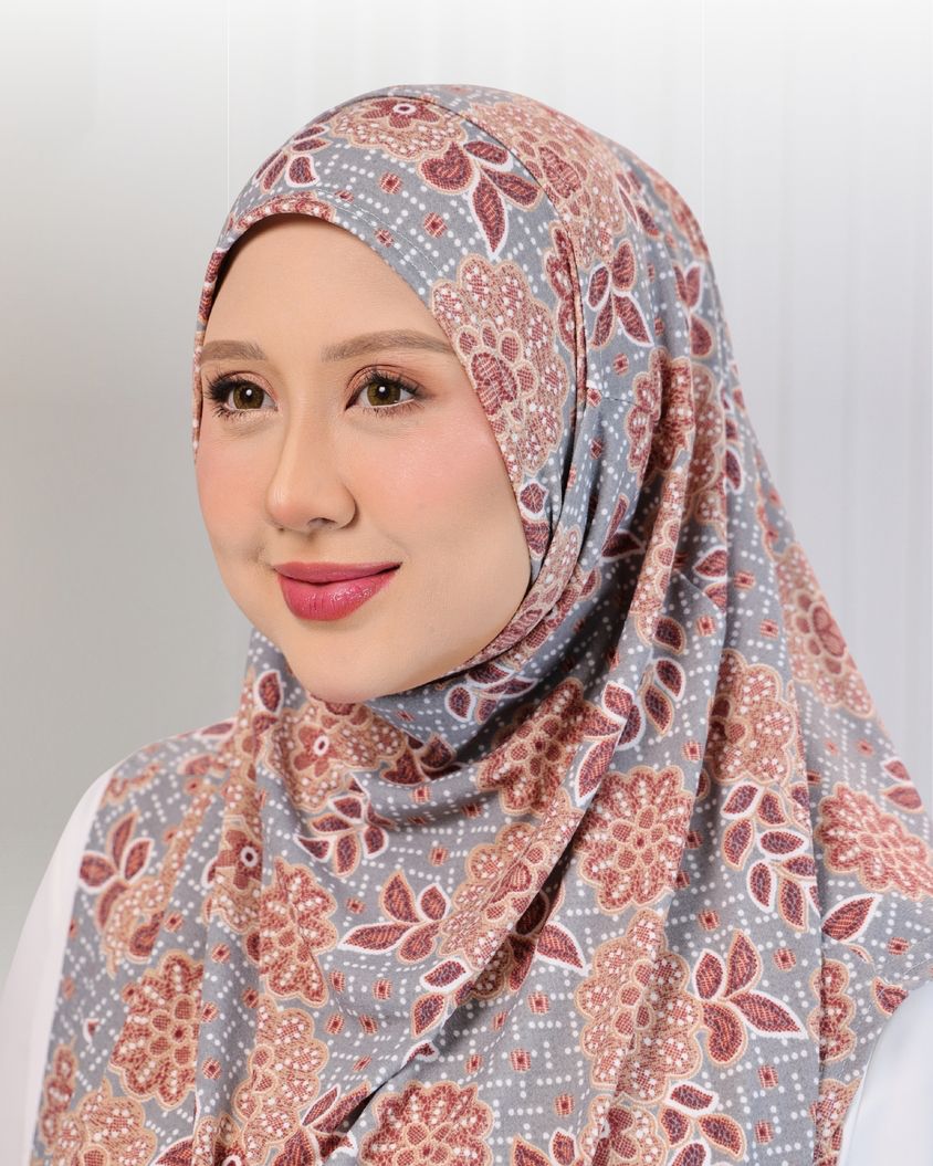 SHIYA HIJAB IN ASH BROWN