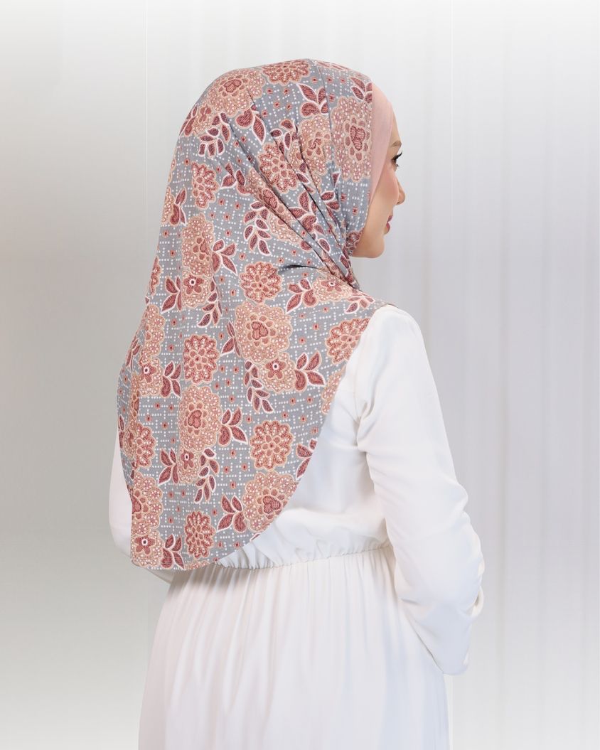 SHIYA HIJAB IN ASH BROWN