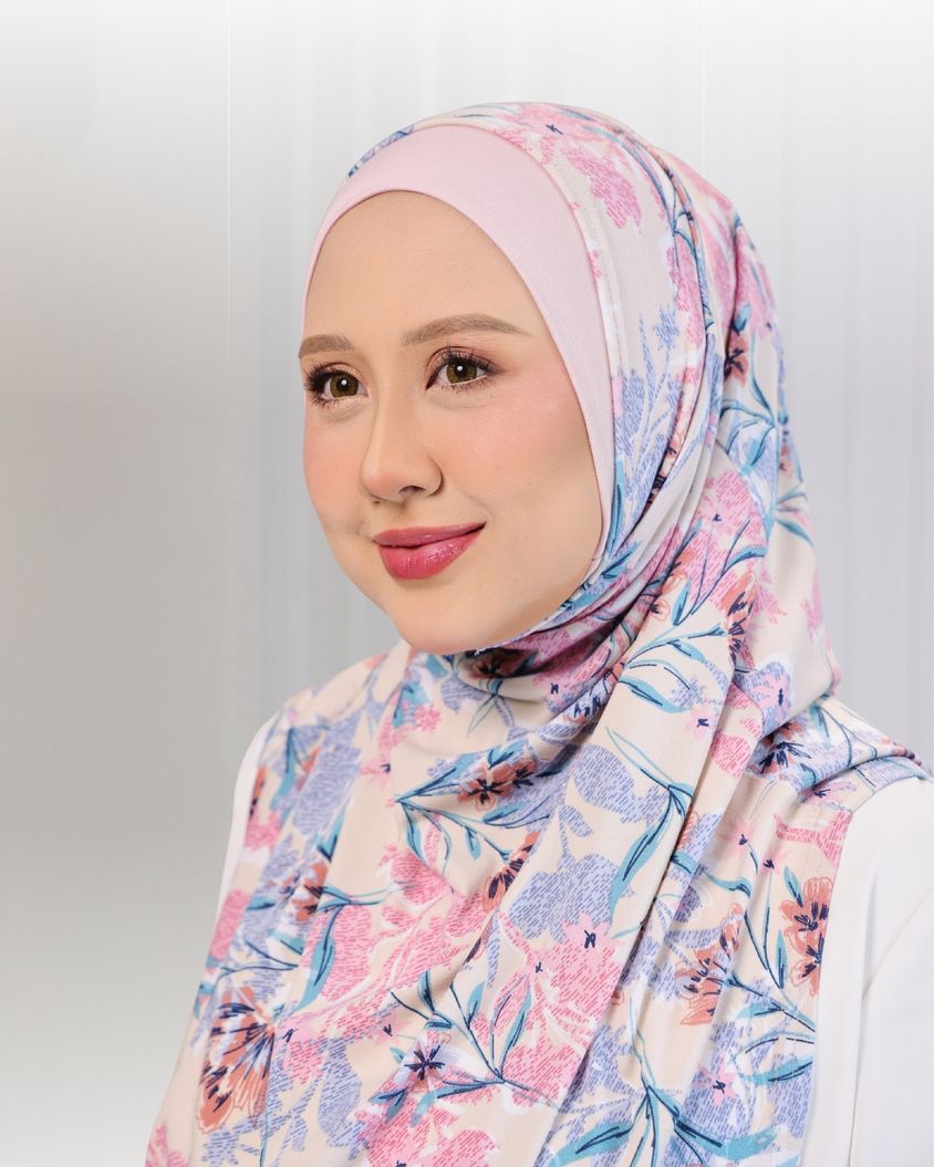 SHIYA HIJAB IN PASTEL PINK