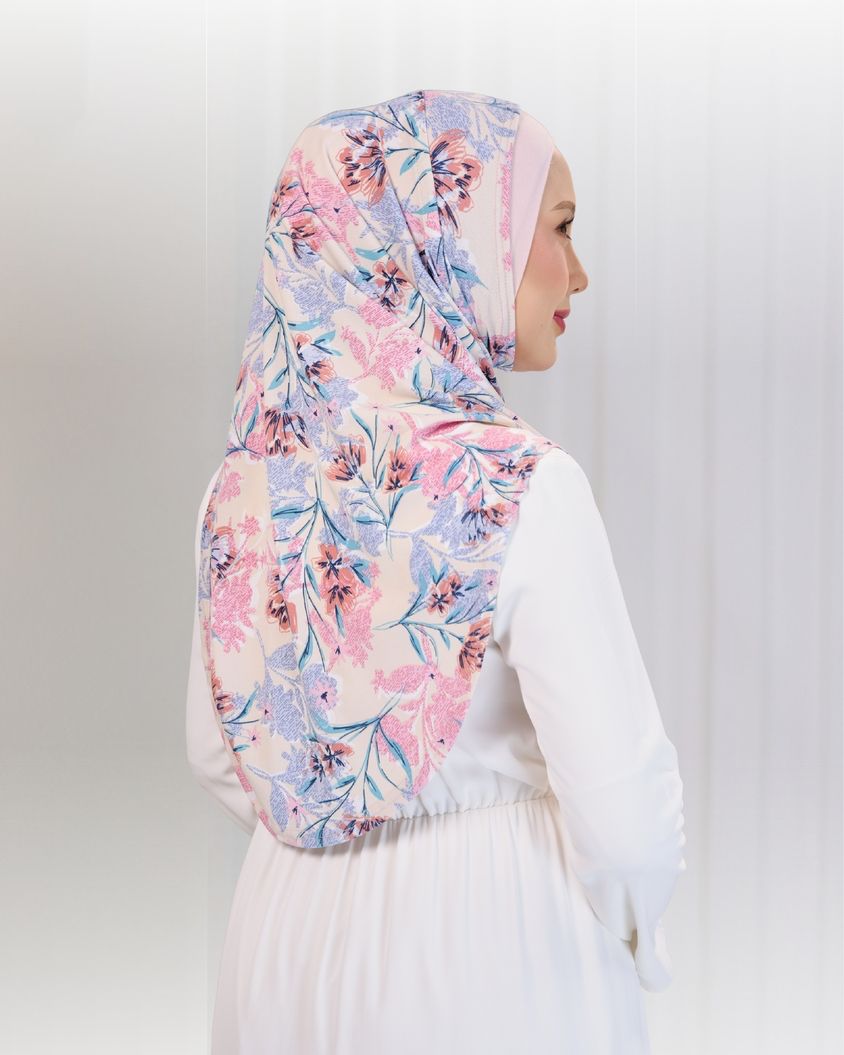 SHIYA HIJAB IN PASTEL PINK