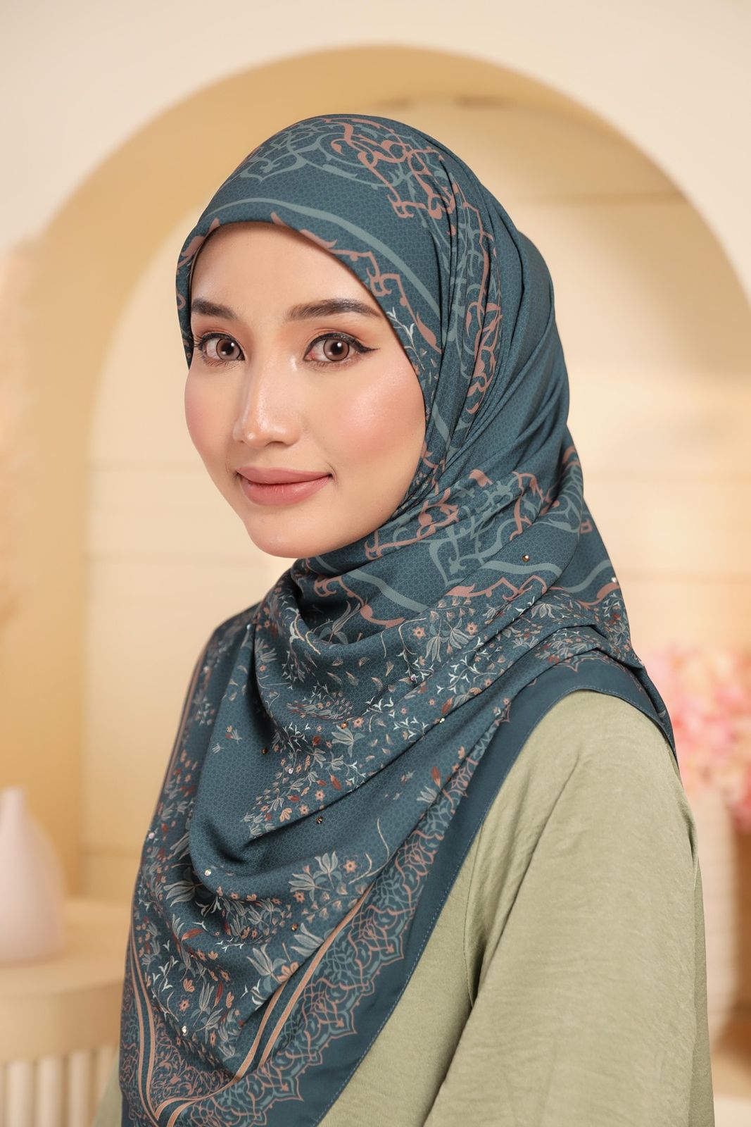 MYZURA IN DEEP GREEN