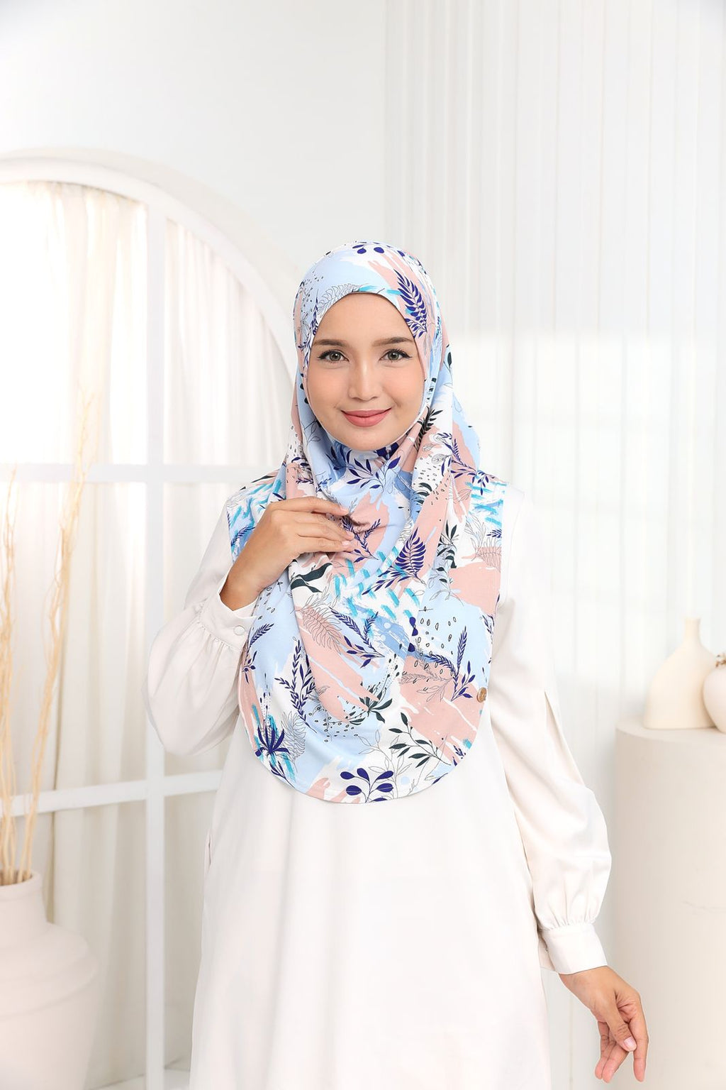 NUHA PRINTED IN LIGHT BLUE