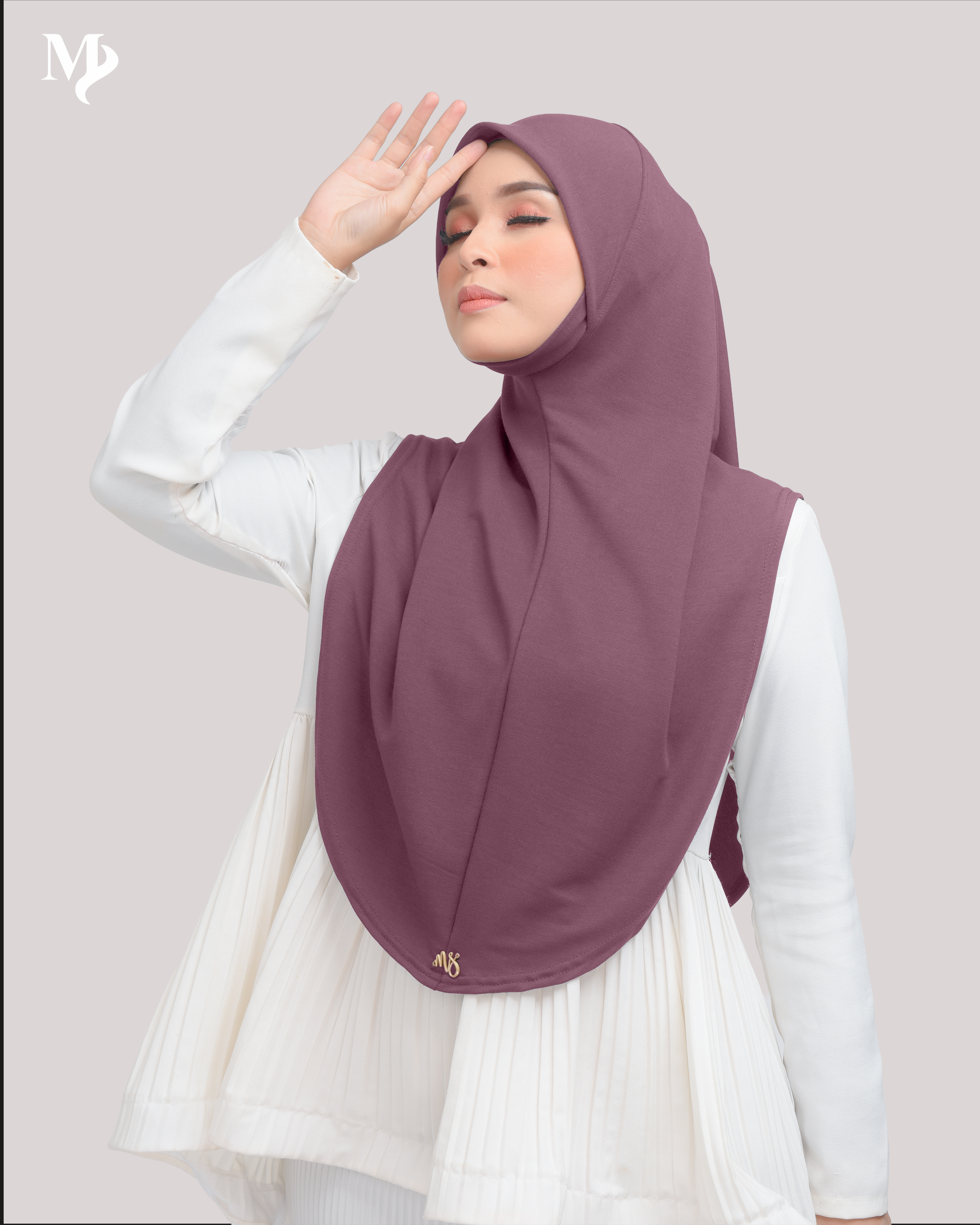MARYAM SARUNG IN BERRY