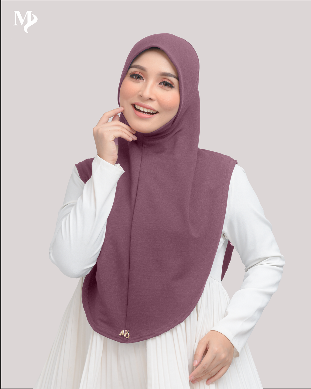 MARYAM SARUNG IN BERRY