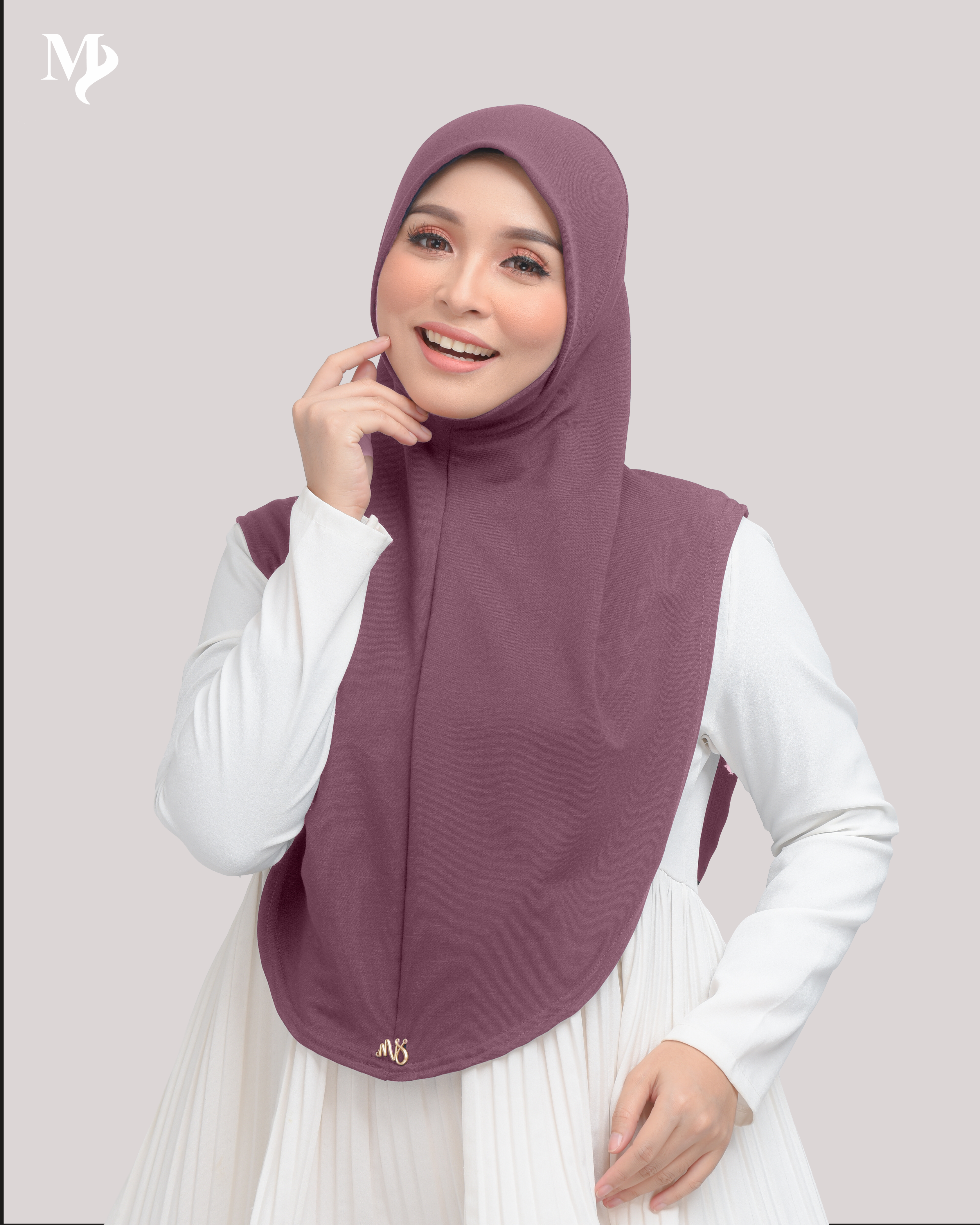 MARYAM SARUNG IN BERRY