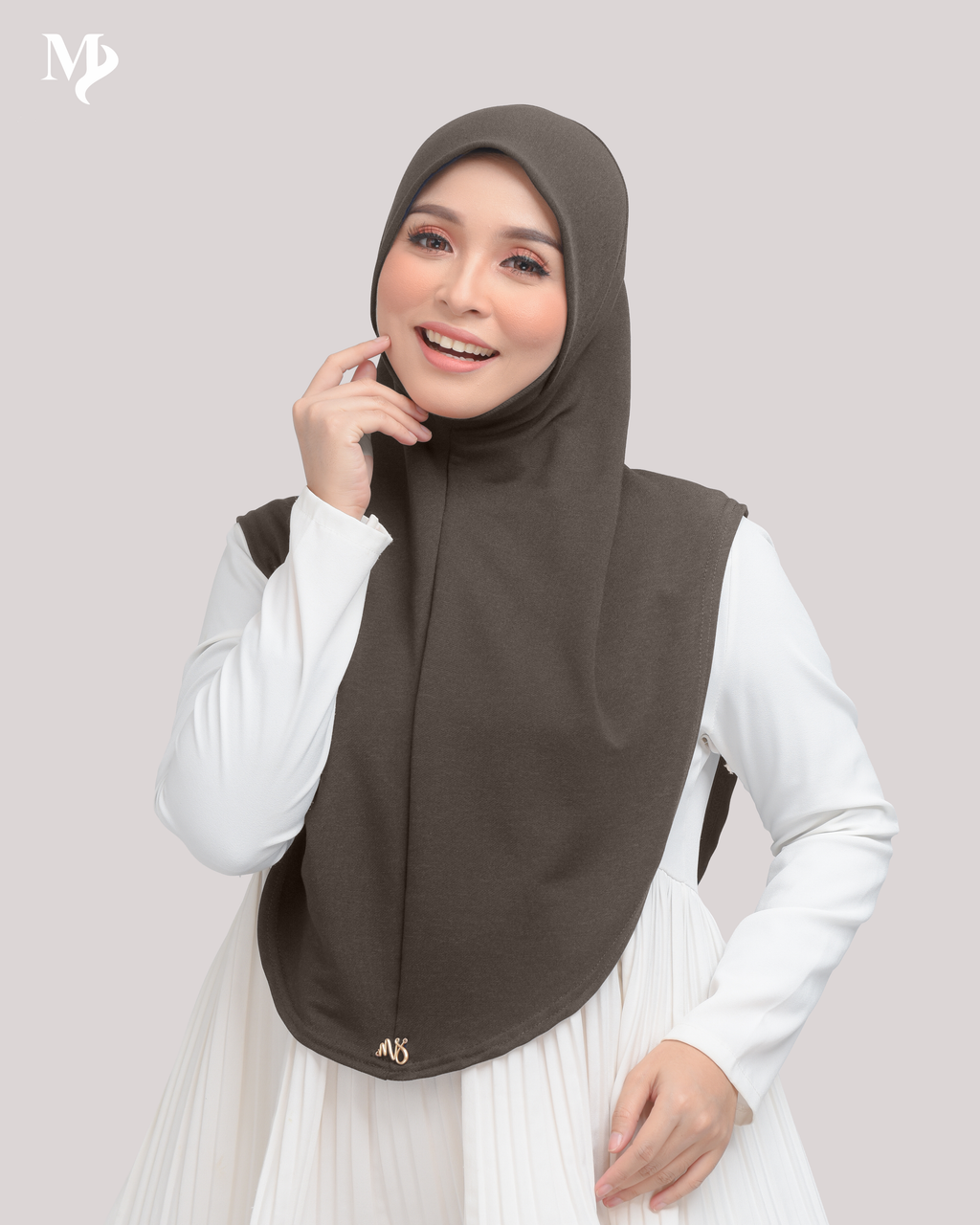 MARYAM SARUNG IN COFFEE