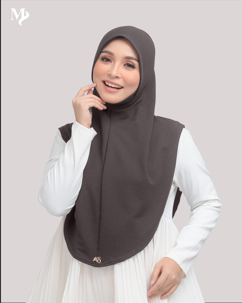MARYAM SARUNG IN DARK CHOCOLATE