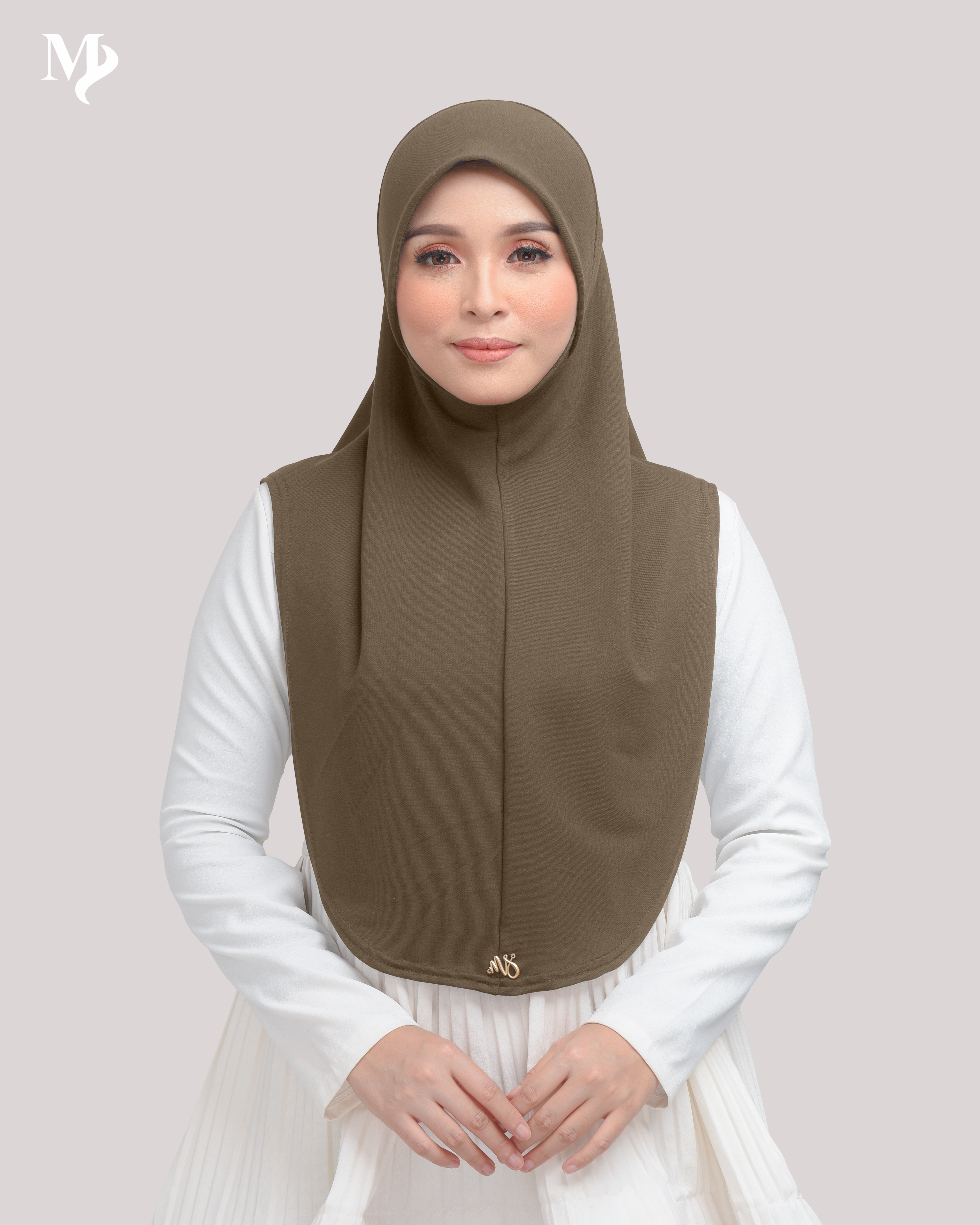 MARYAM SARUNG IN EARTHY BROWN