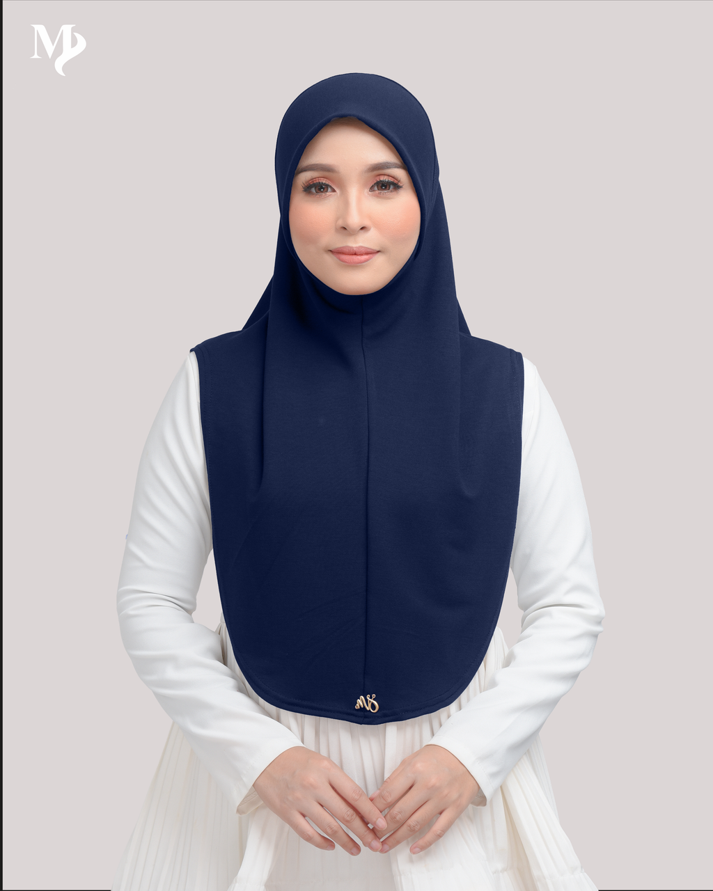 MARYAM SARUNG IN NAVY BLUE