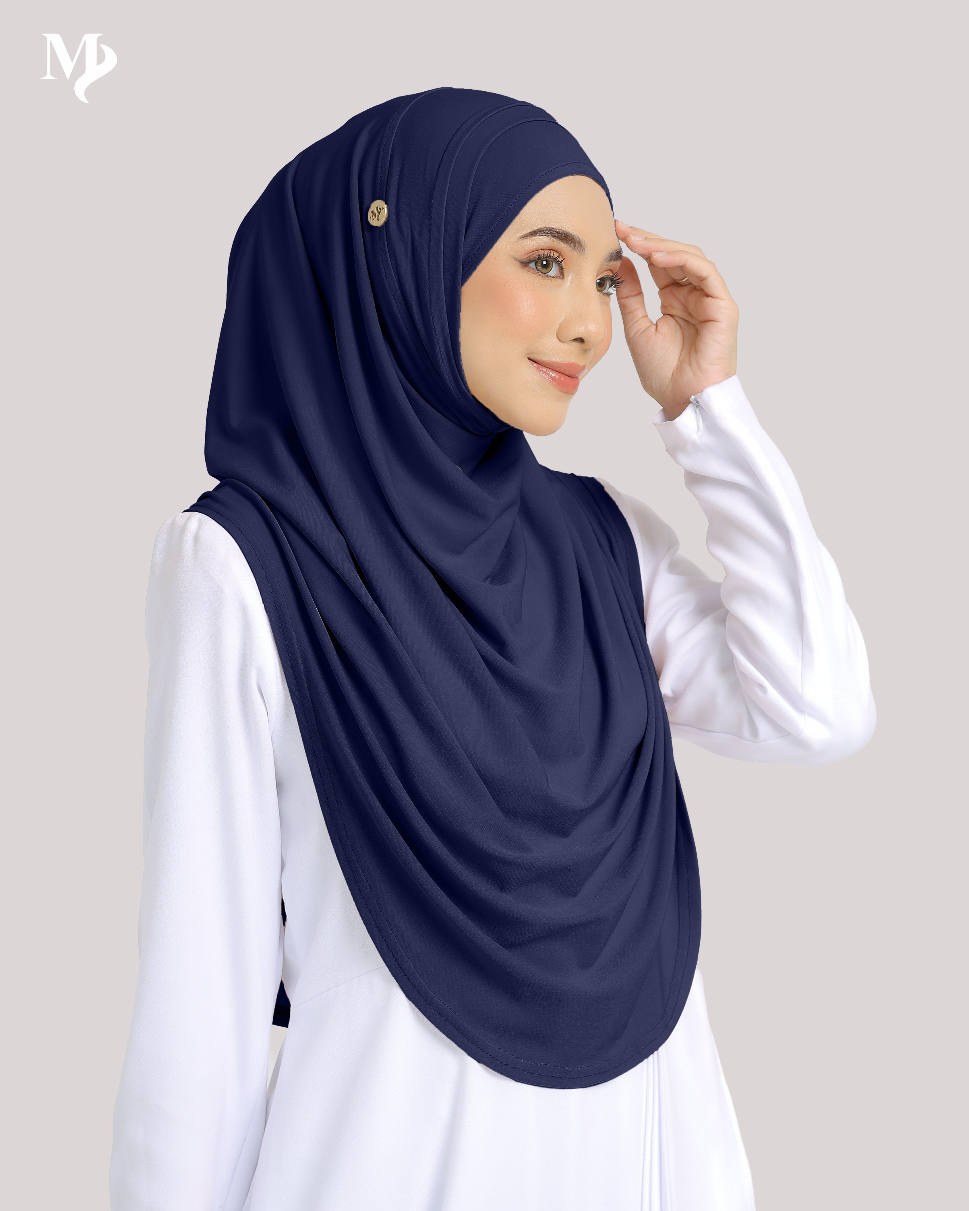 ZARA INSTANT 2.0 IN NAVY BLUE