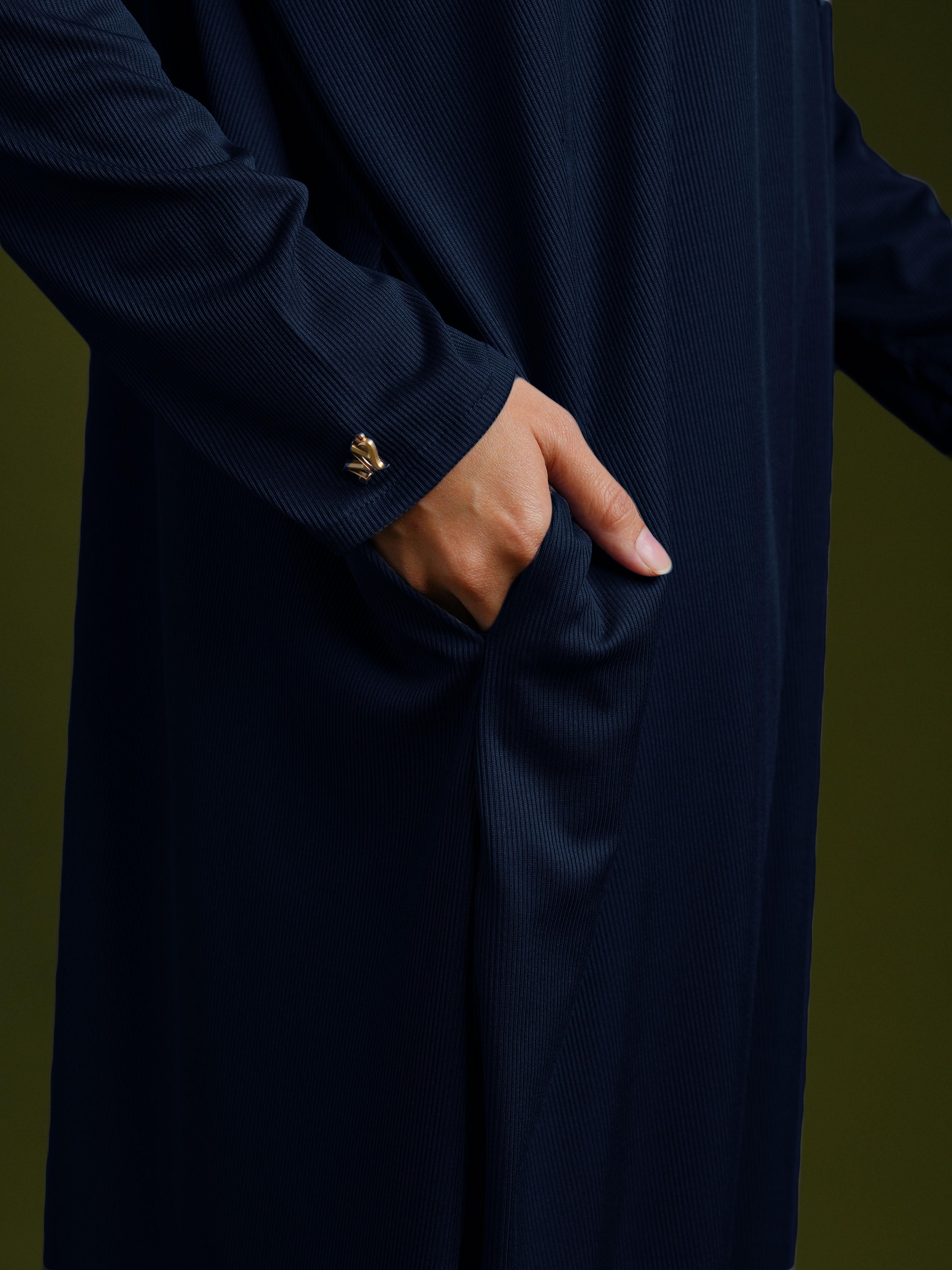 HIJRA MOM IN NAVY BLUE