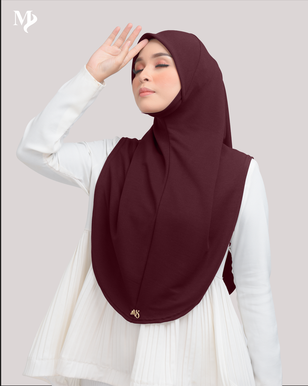 MARYAM SARUNG IN ROSELLE