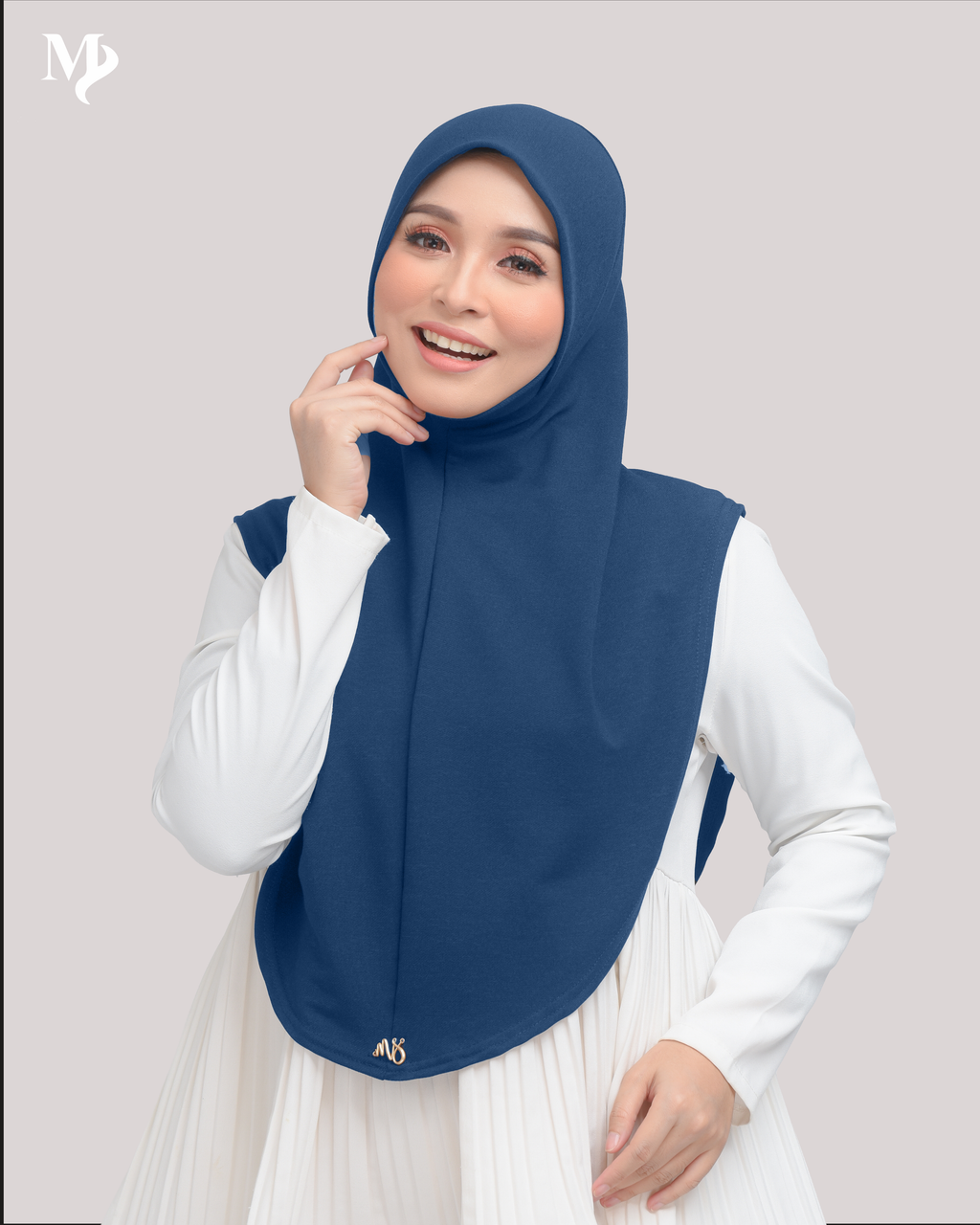 MARYAM SARUNG IN ROYAL BLUE