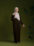 HIJRA MOM IN WALNUT